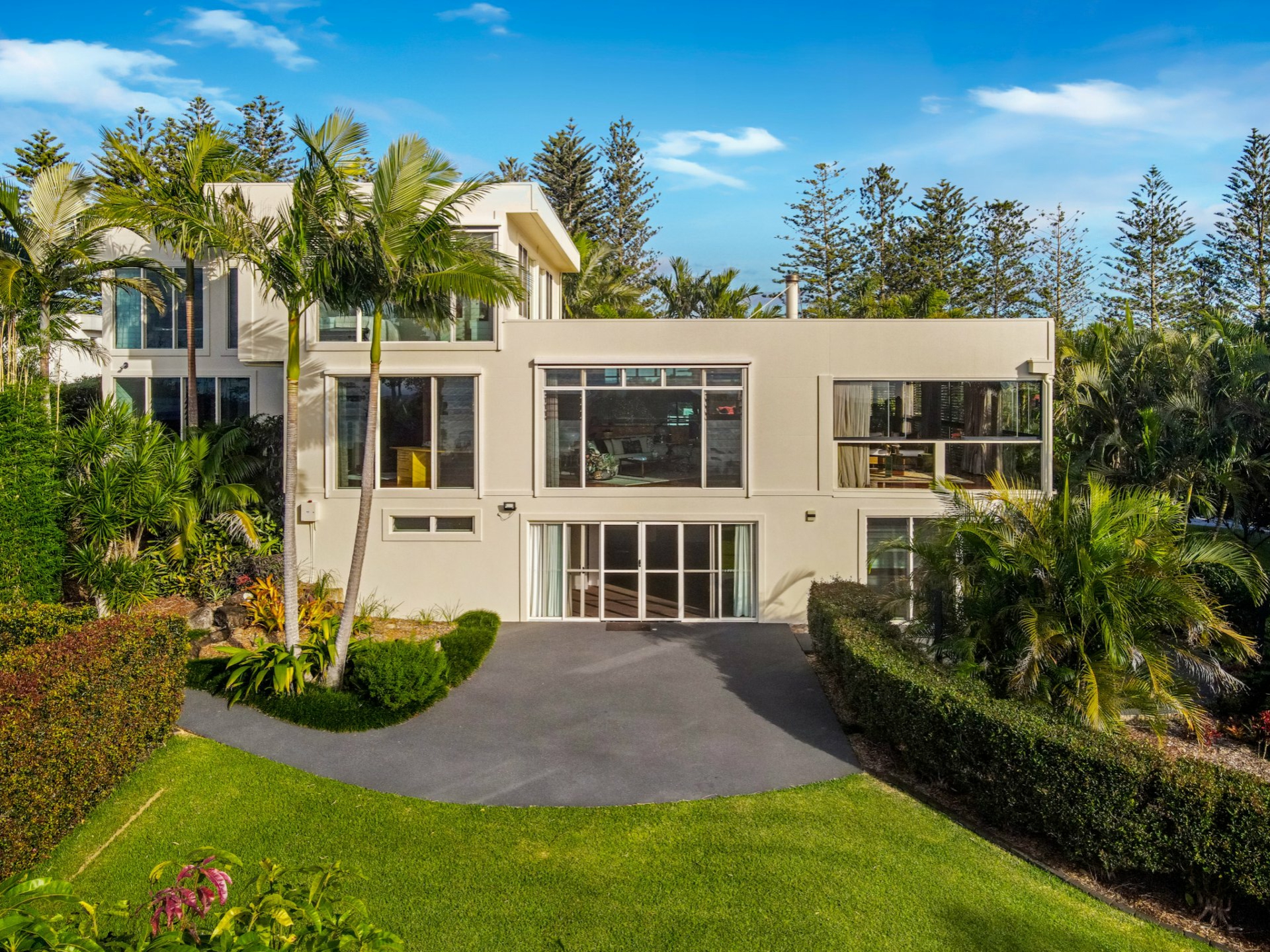 10 Nassau Avenue, TERRANORA