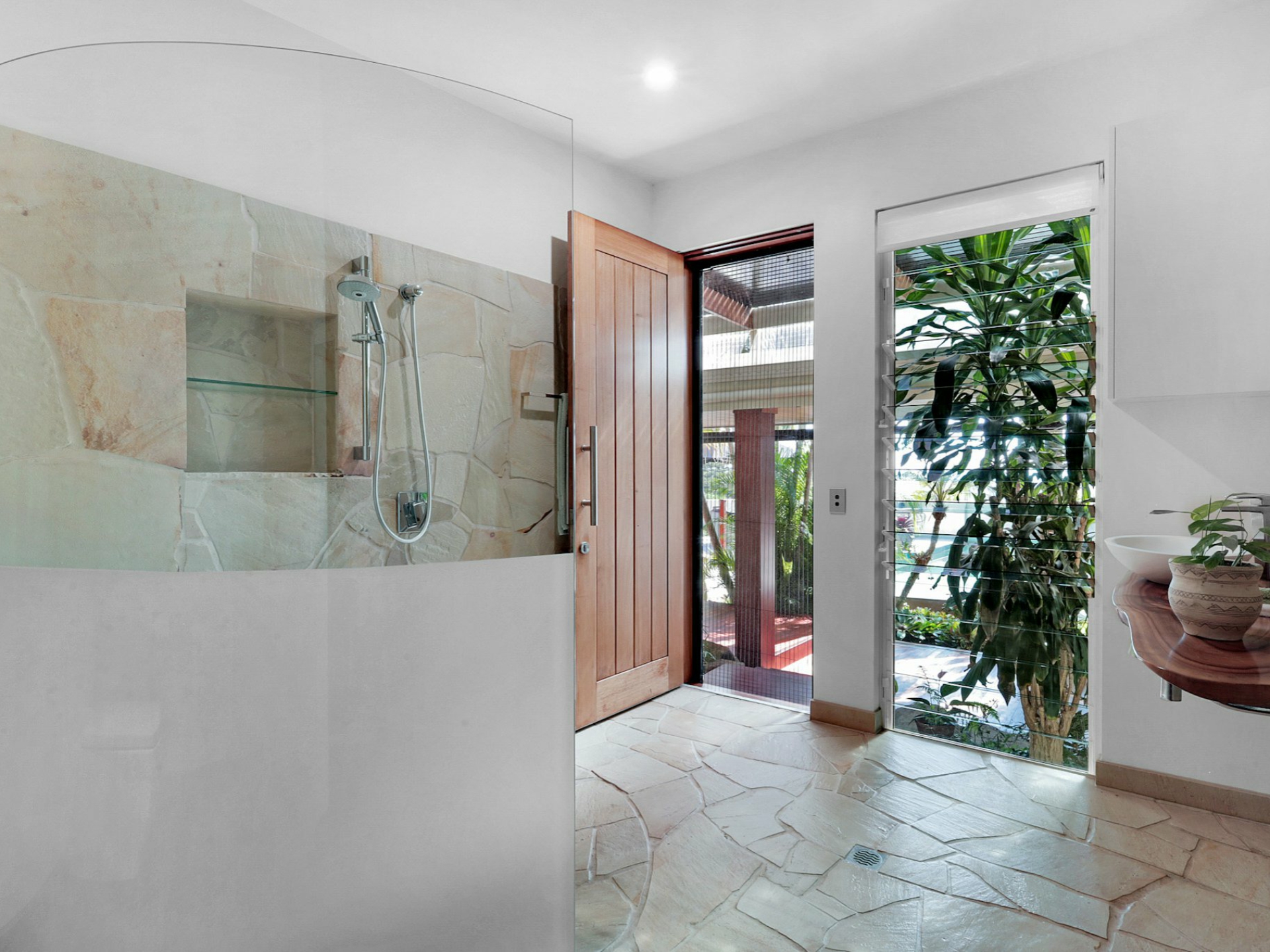 10 Nassau Avenue, TERRANORA
