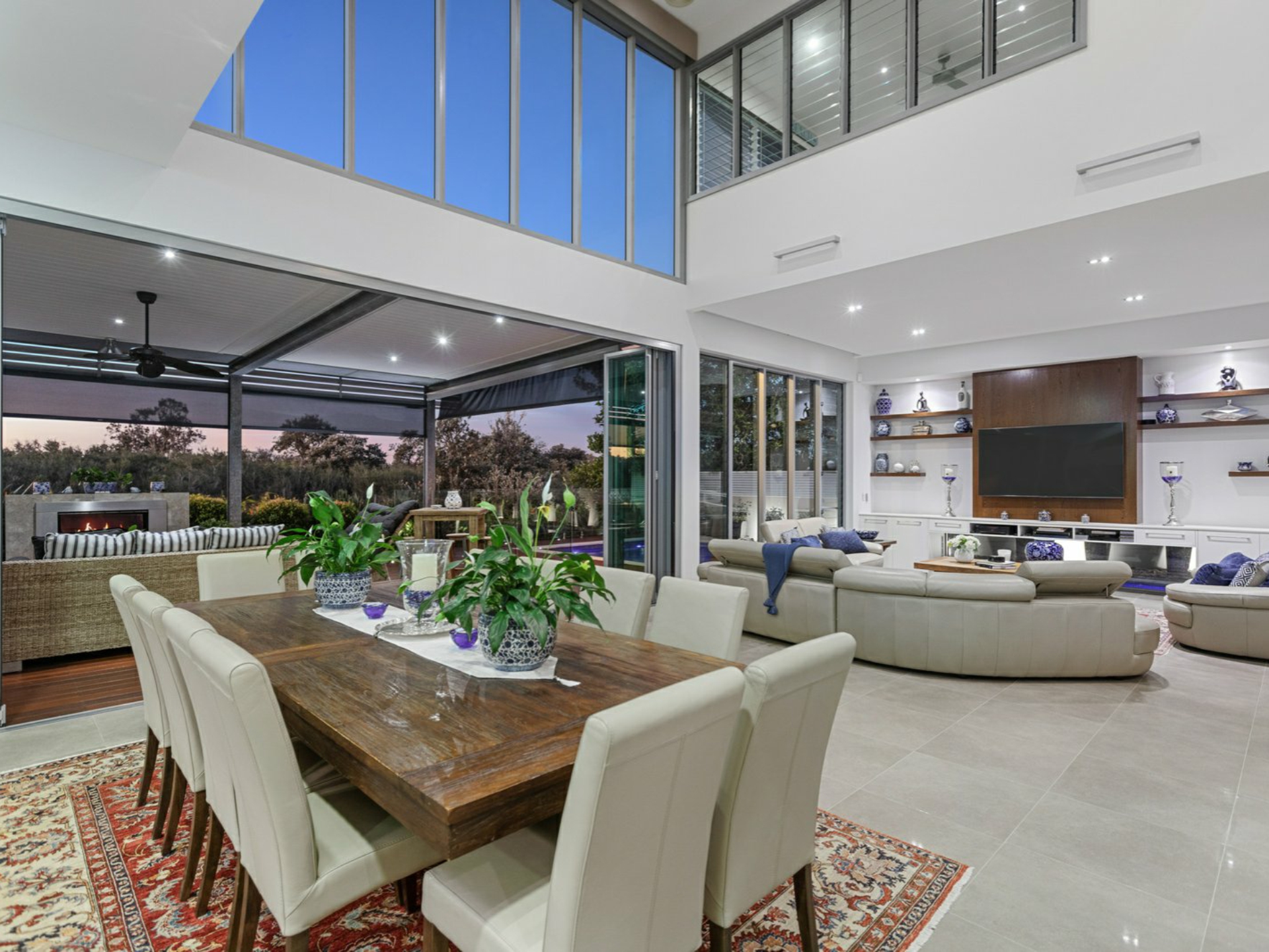 14 Cathedral Court, KINGSCLIFF