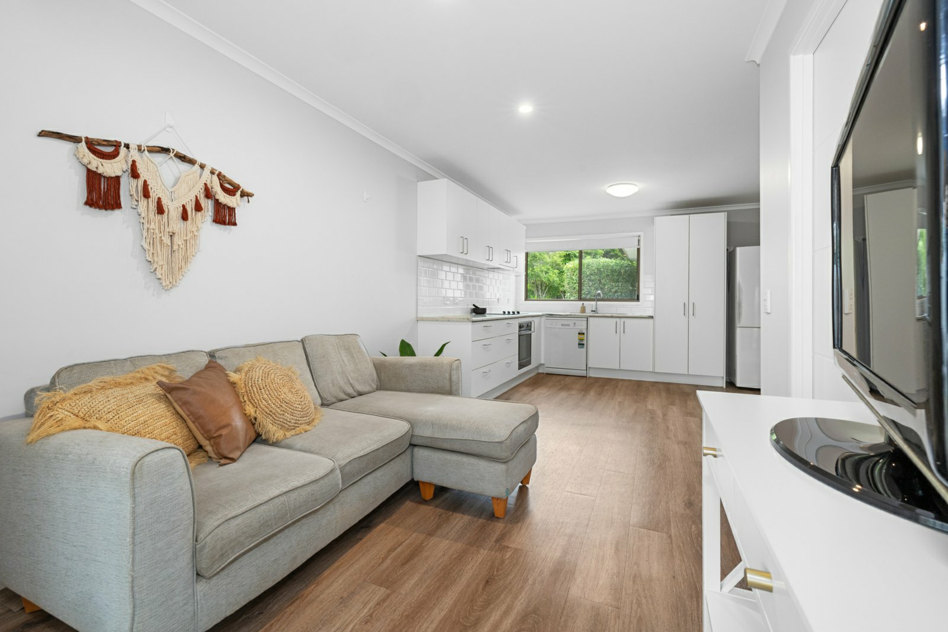 2/92 Overall Drive, POTTSVILLE