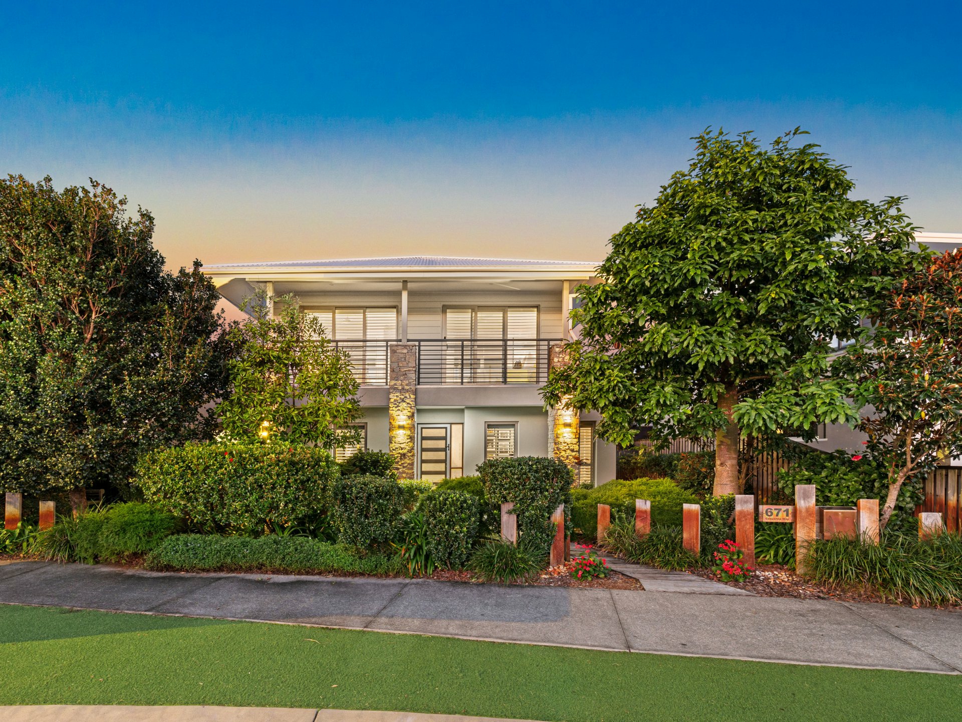 671 Casuarina Way, CASUARINA