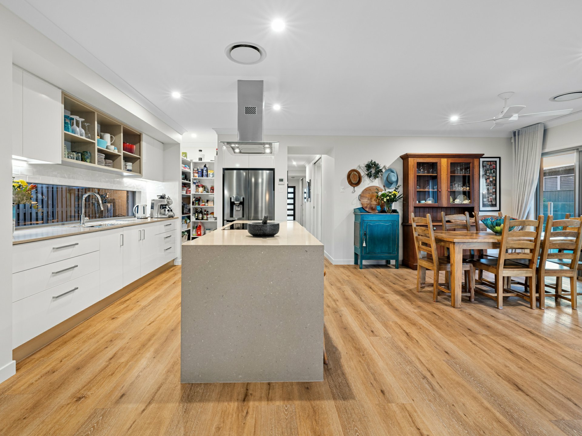 671 Casuarina Way, CASUARINA