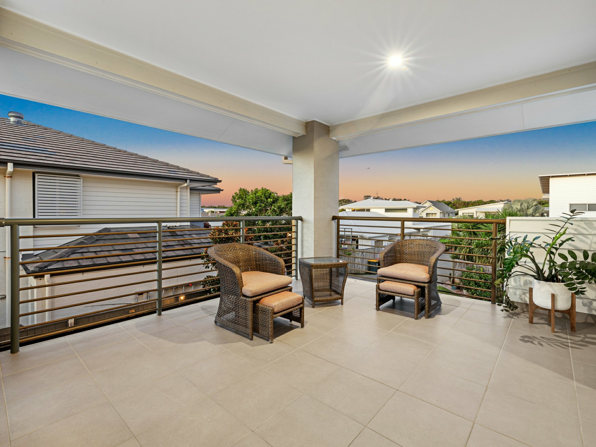 671 Casuarina Way, CASUARINA