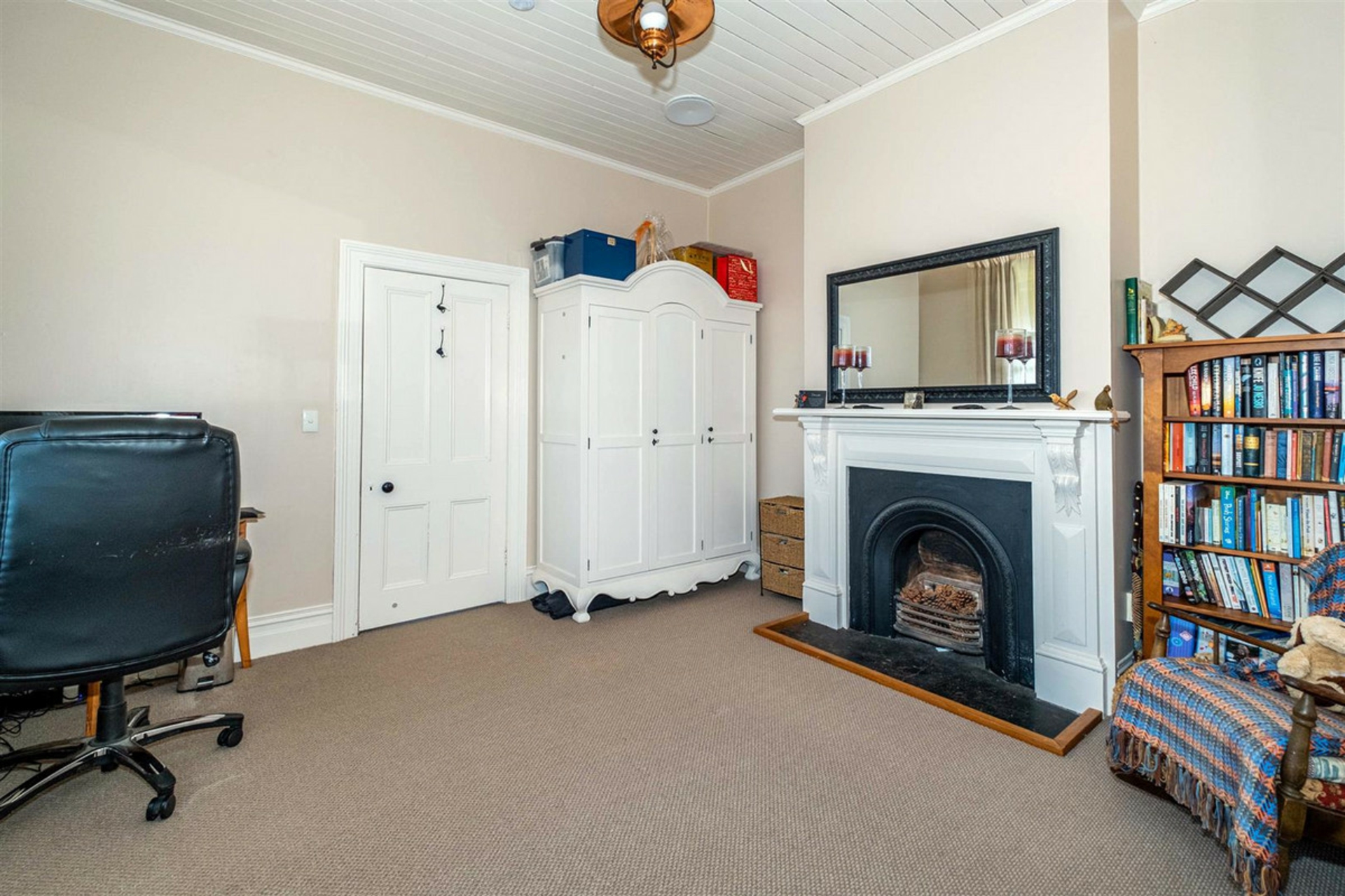 8 Regent Street, FAIRLIE