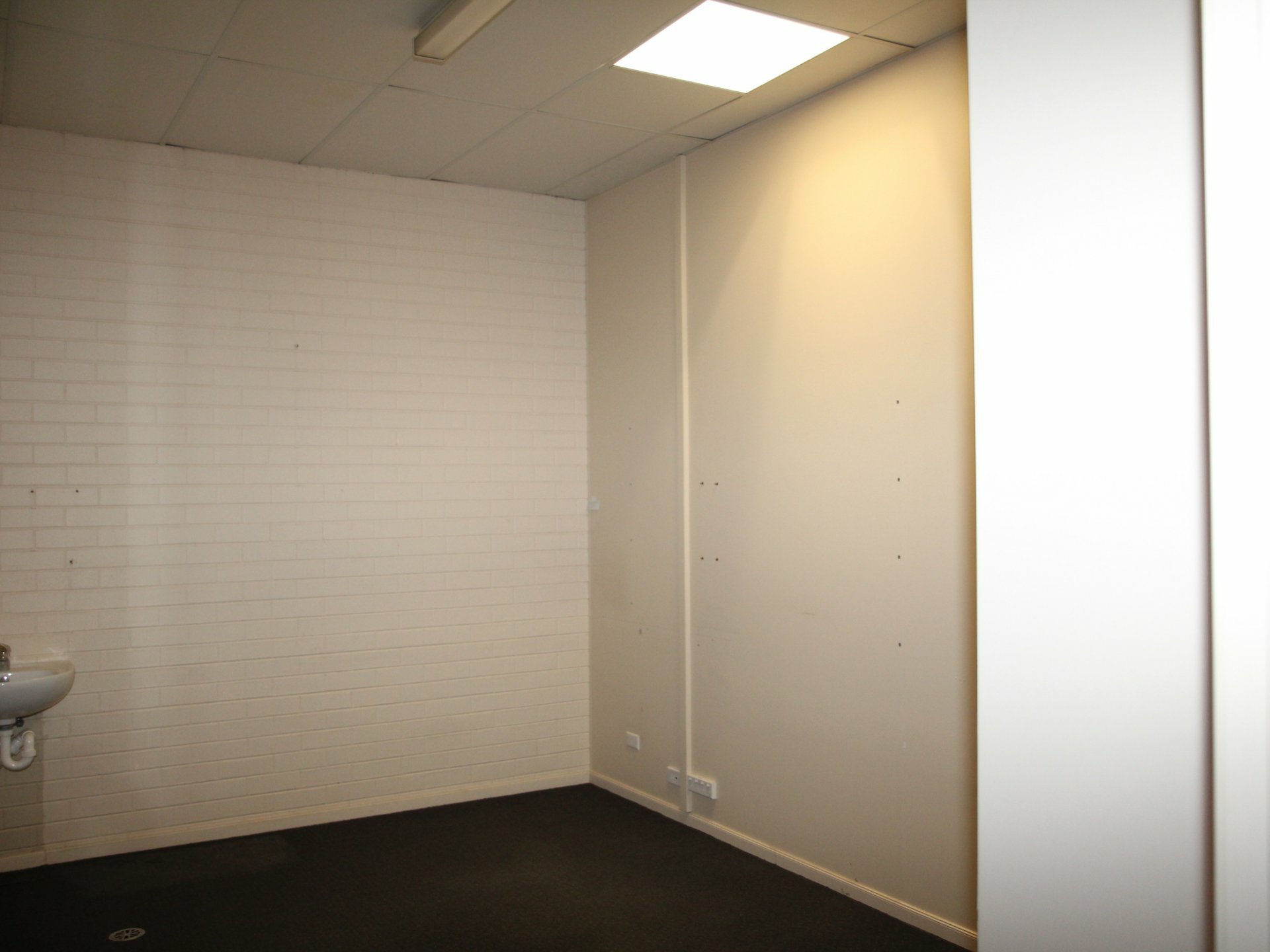 2 122 Bourke Street — photo 5 of 5