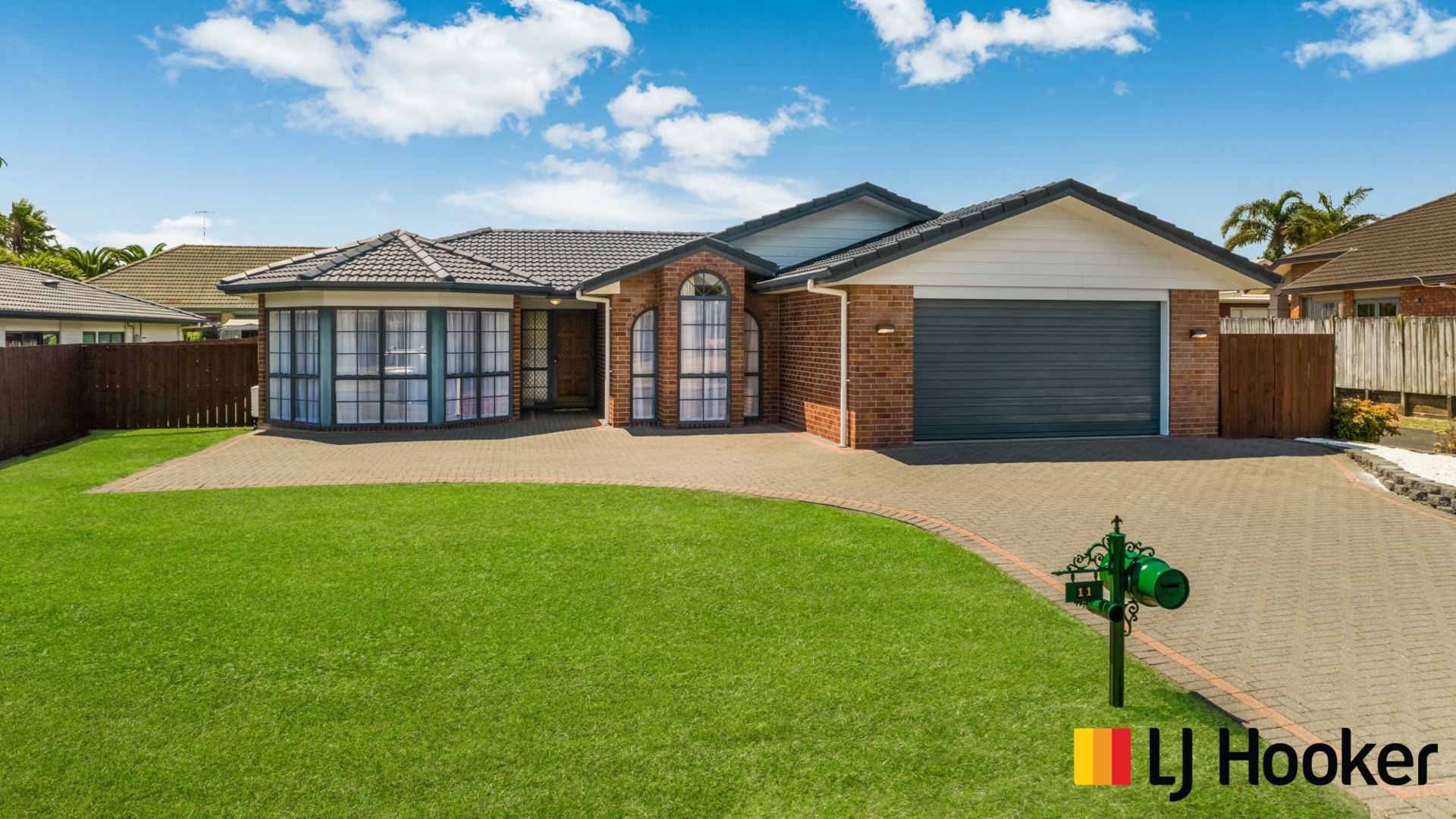 11 Trossach Place Wattle Downs Property Details LJ Hooker