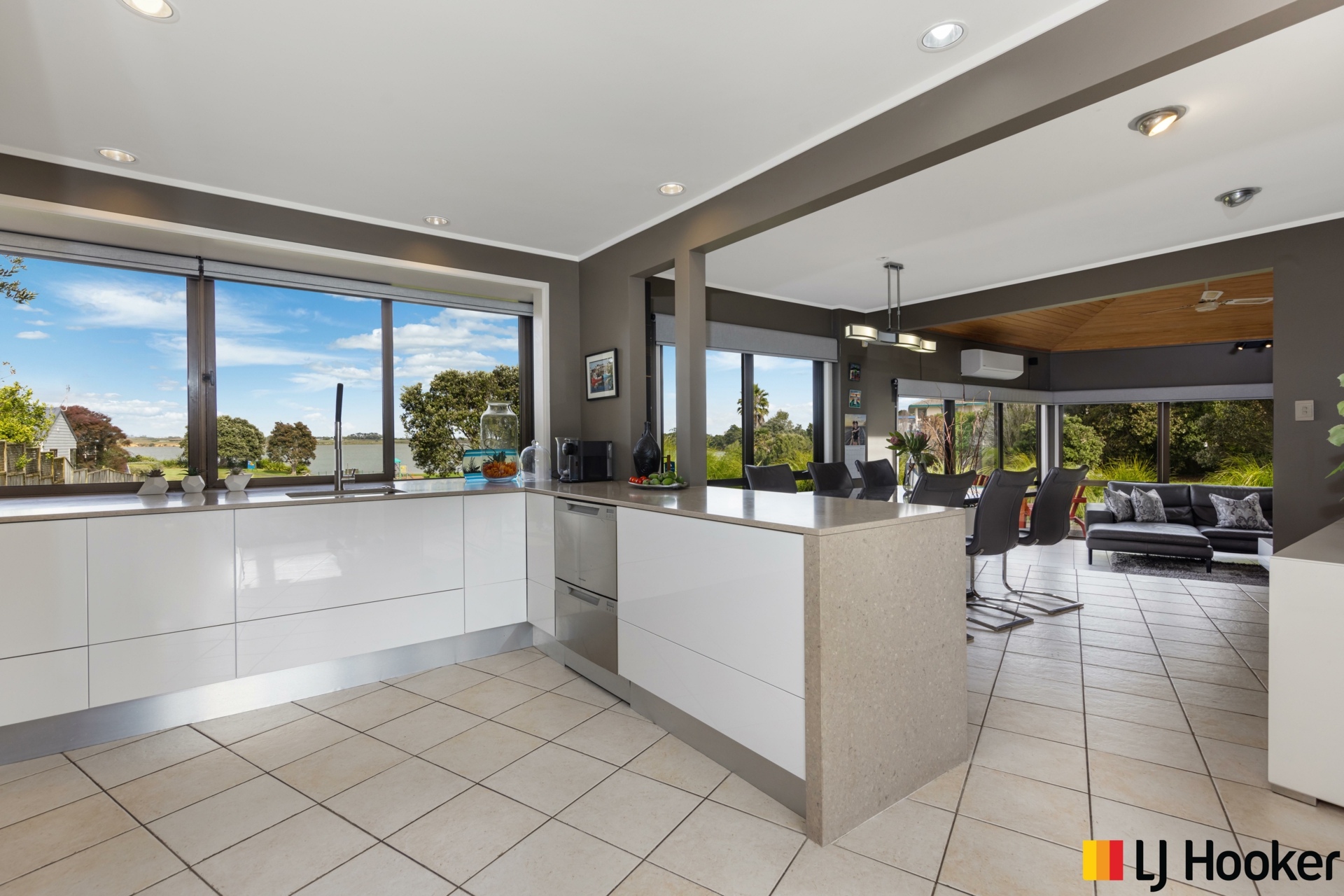 180 Carnoustie Drive Wattle Downs House for Sale LJ Hooker