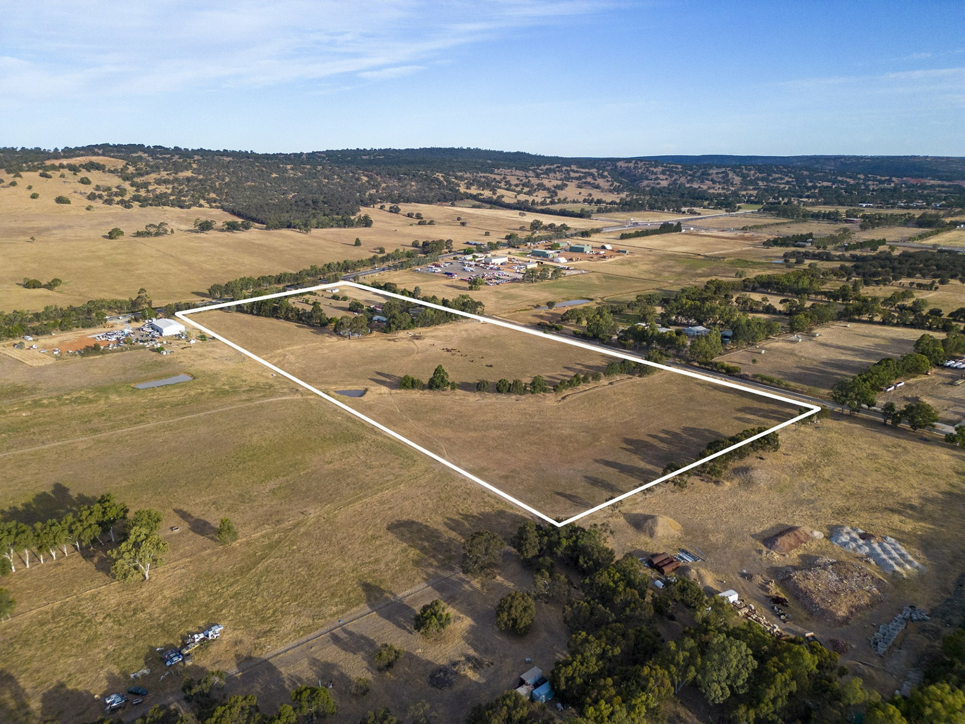 2 Warren Road Bullsbrook WA House for Sale LJ Hooker