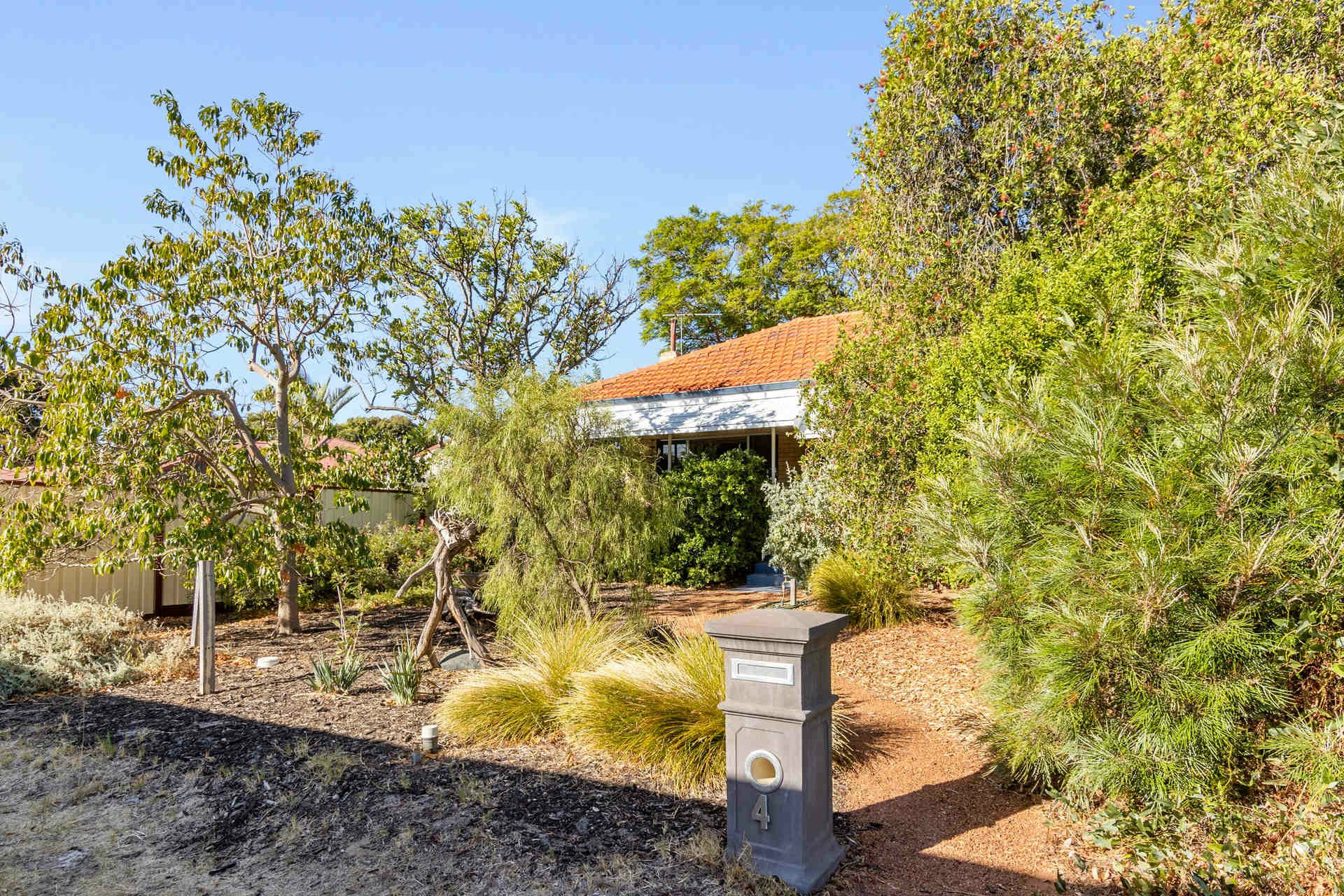 4 Ray Road Swan View WA House for Sale LJ Hooker