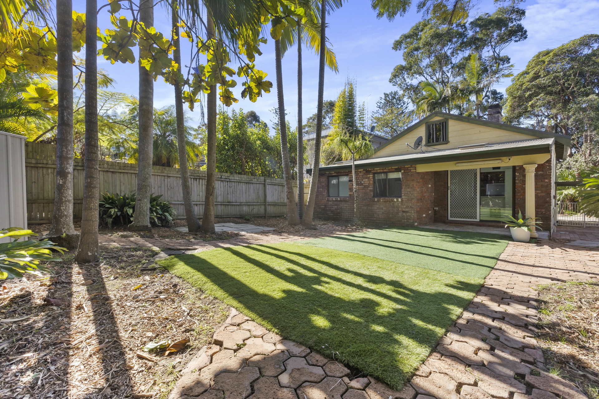 50 Seaview Avenue, NEWPORT