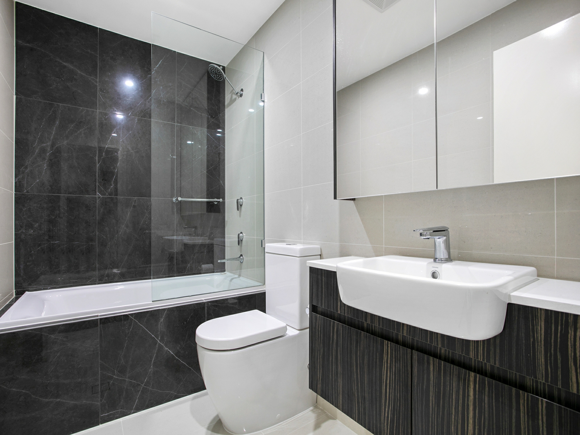 106/3 Seaview Avenue, NEWPORT