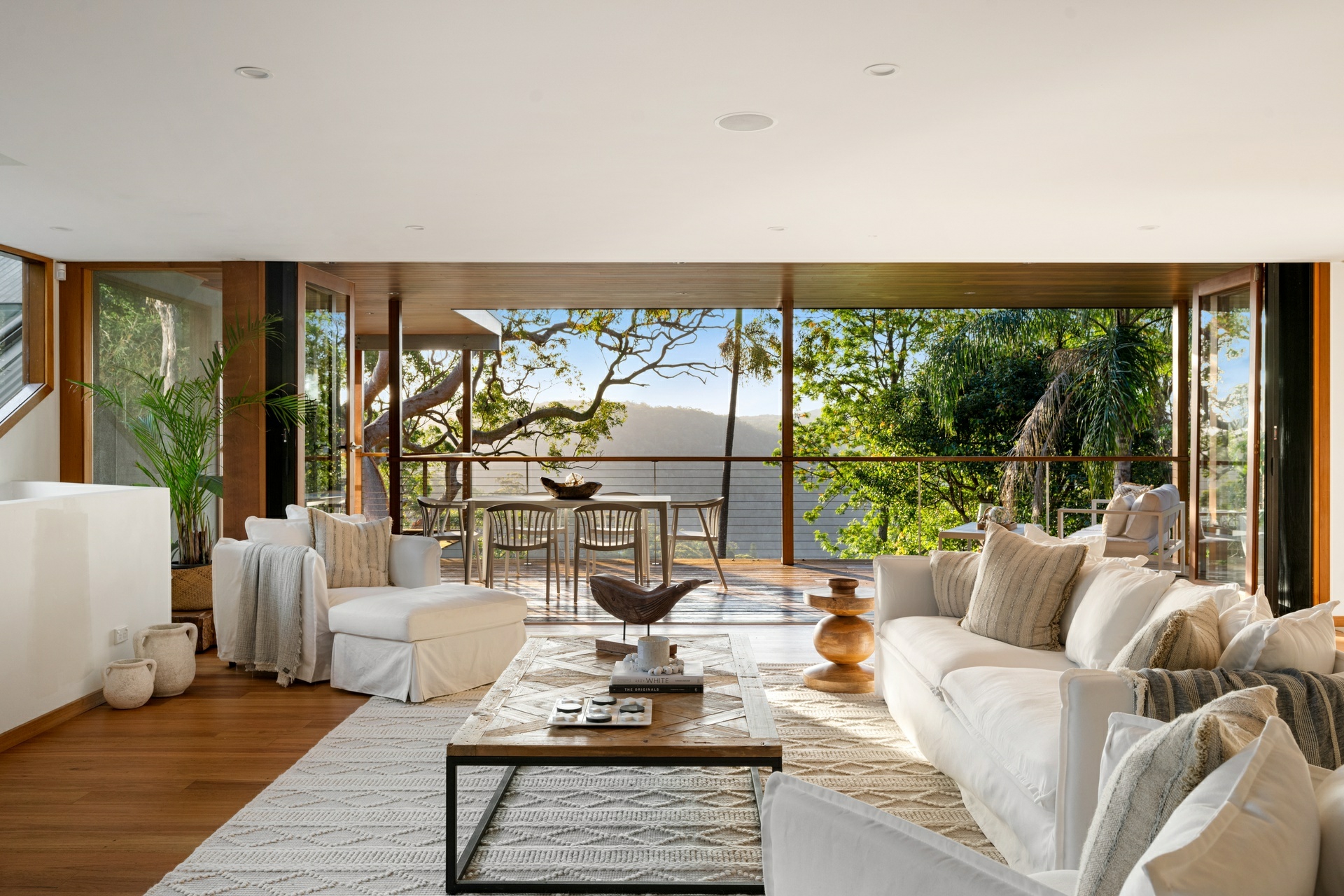 37 Minkara Road — photo 3 of 19