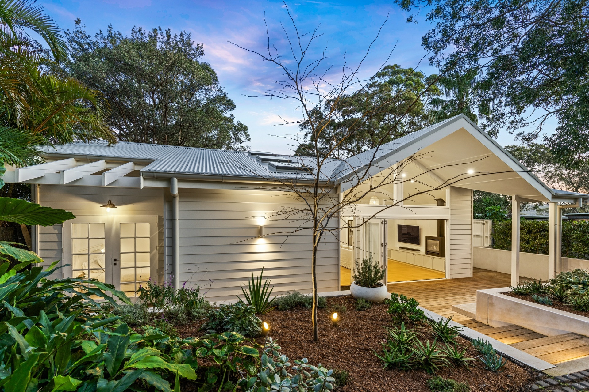 33 Irrubel Road, Newport