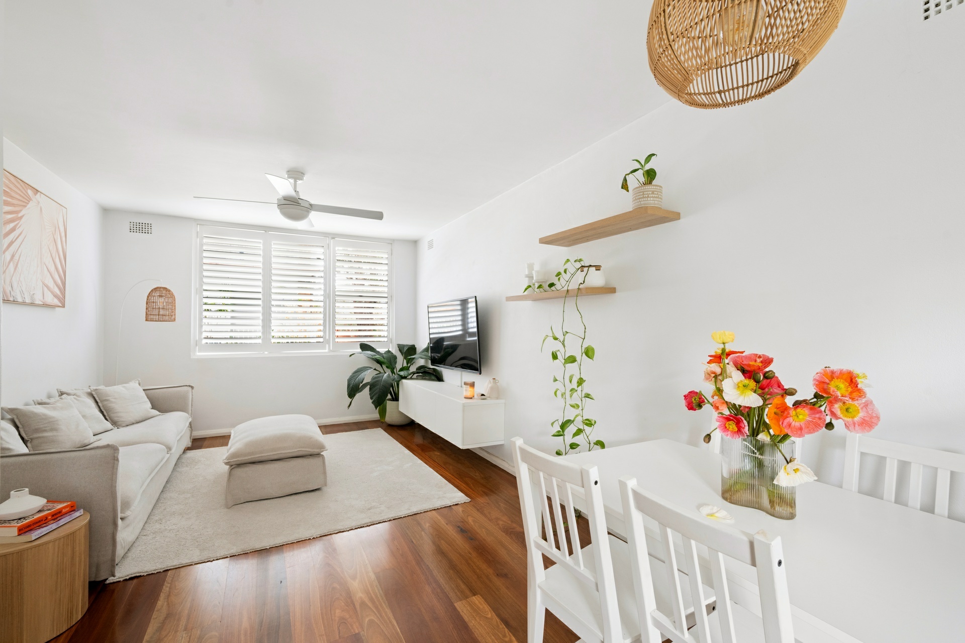 7/23 Woolcott Street — photo 2 of 11