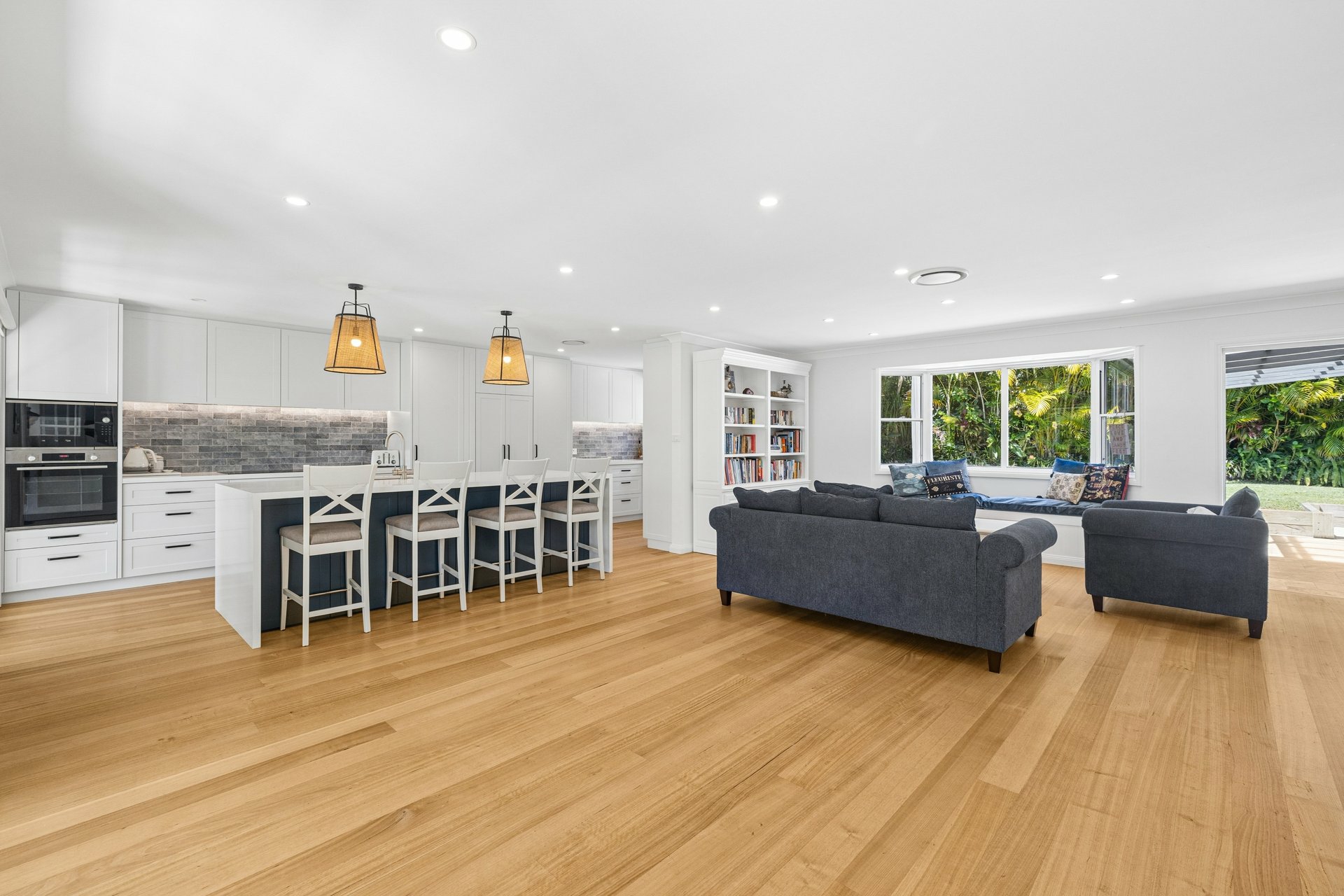 25 Trevor Road — photo 3 of 14