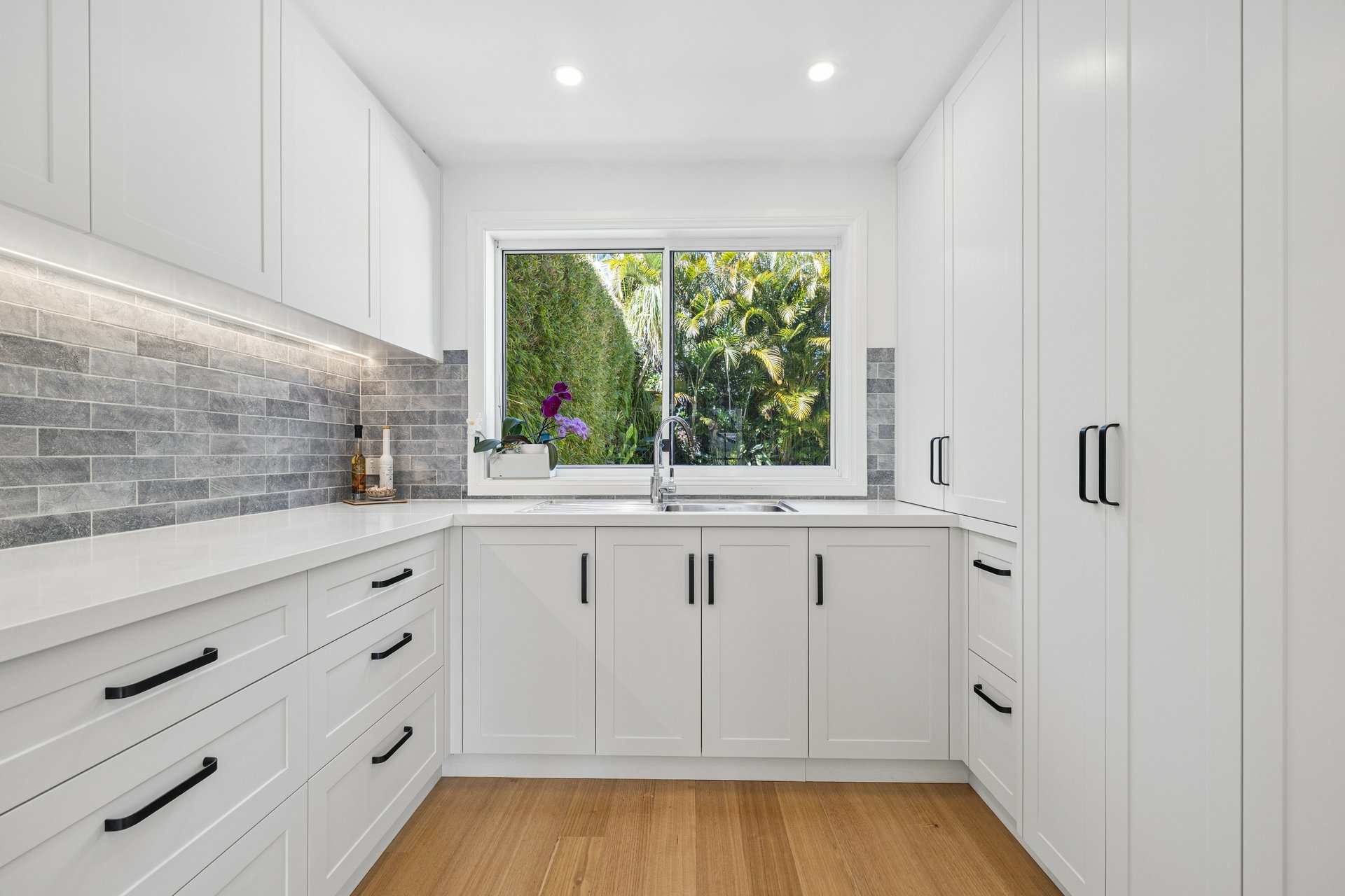 25 Trevor Road — photo 7 of 14