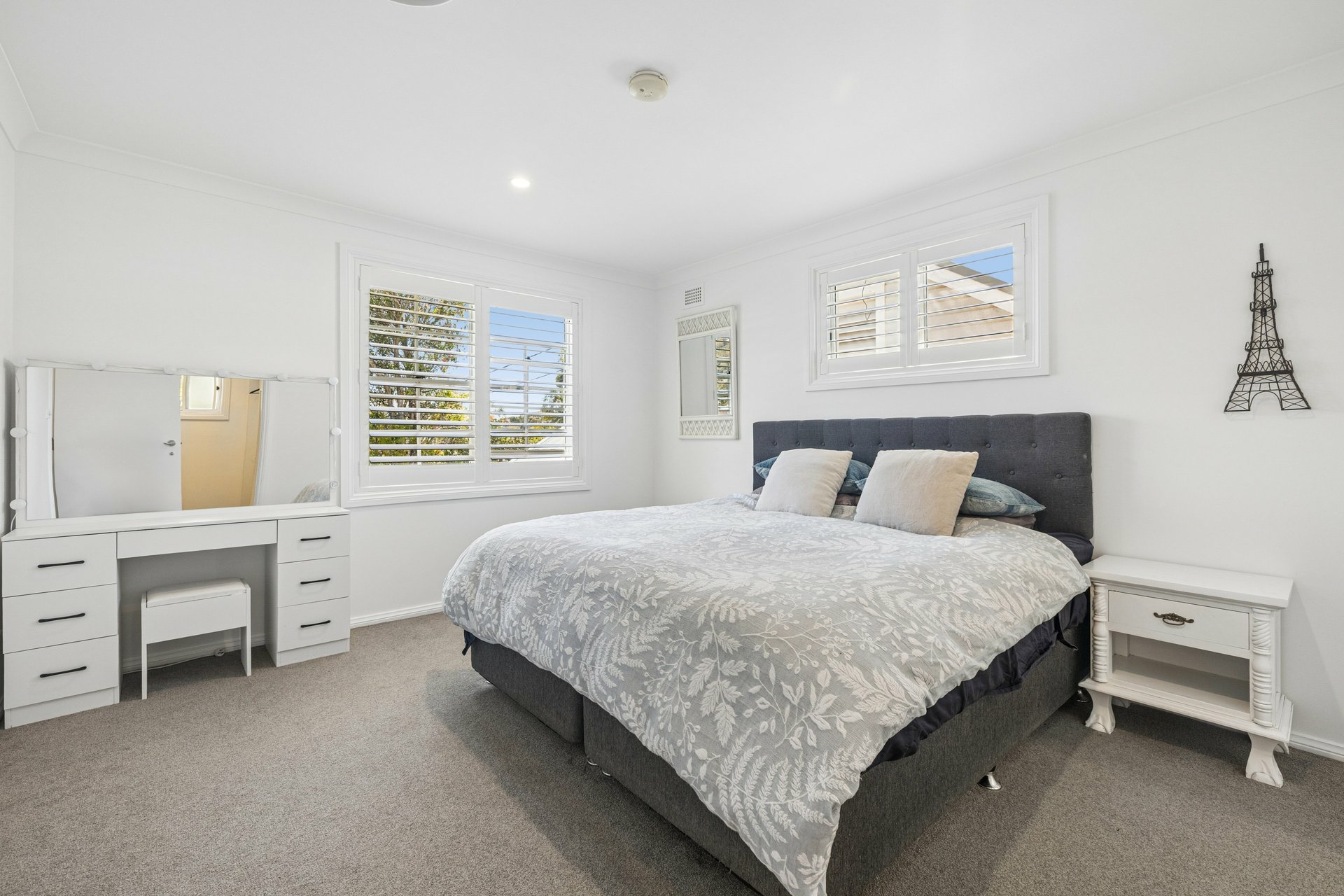 25 Trevor Road — photo 10 of 14