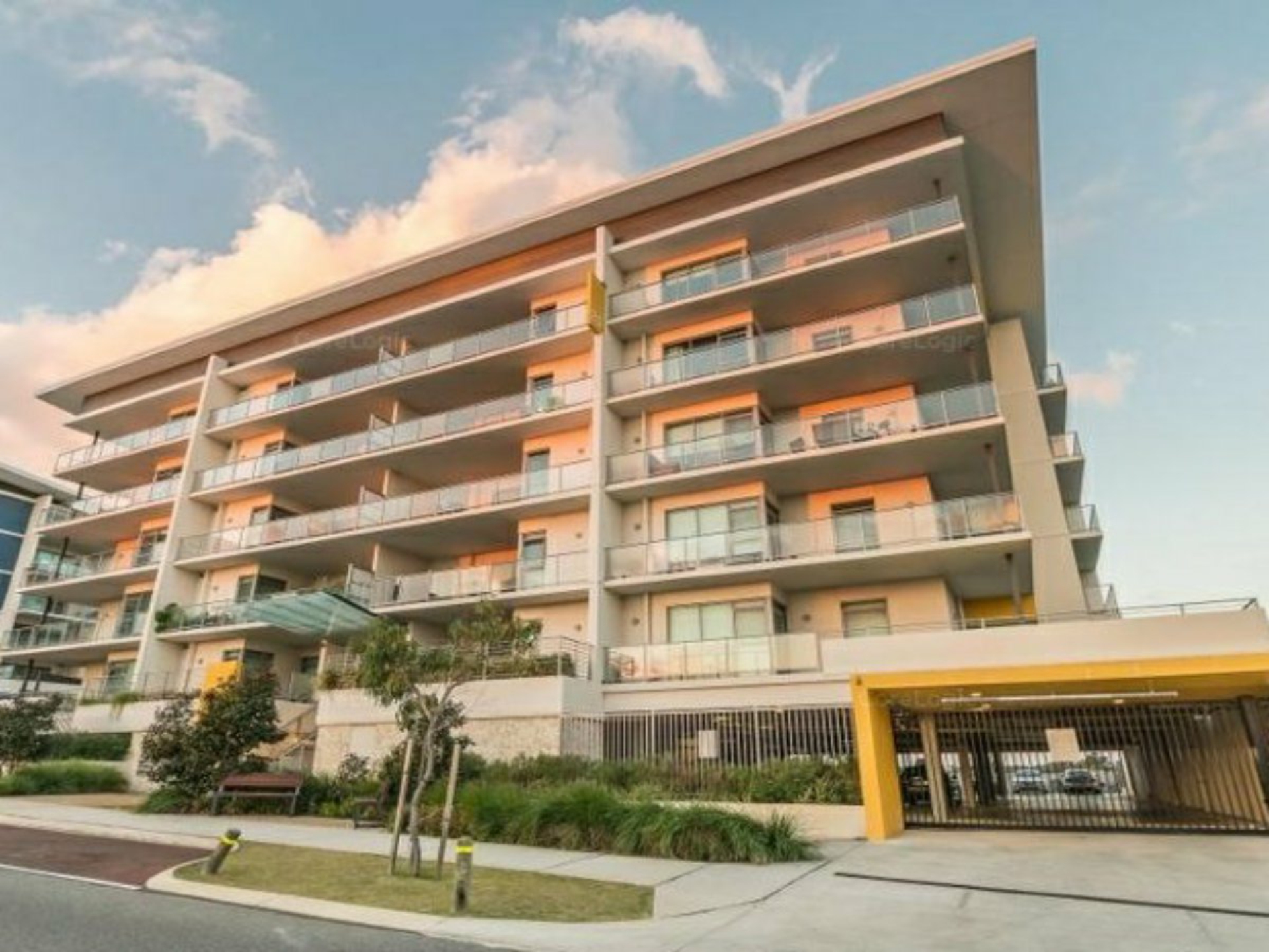 401/25 Malata Crescent, SUCCESS