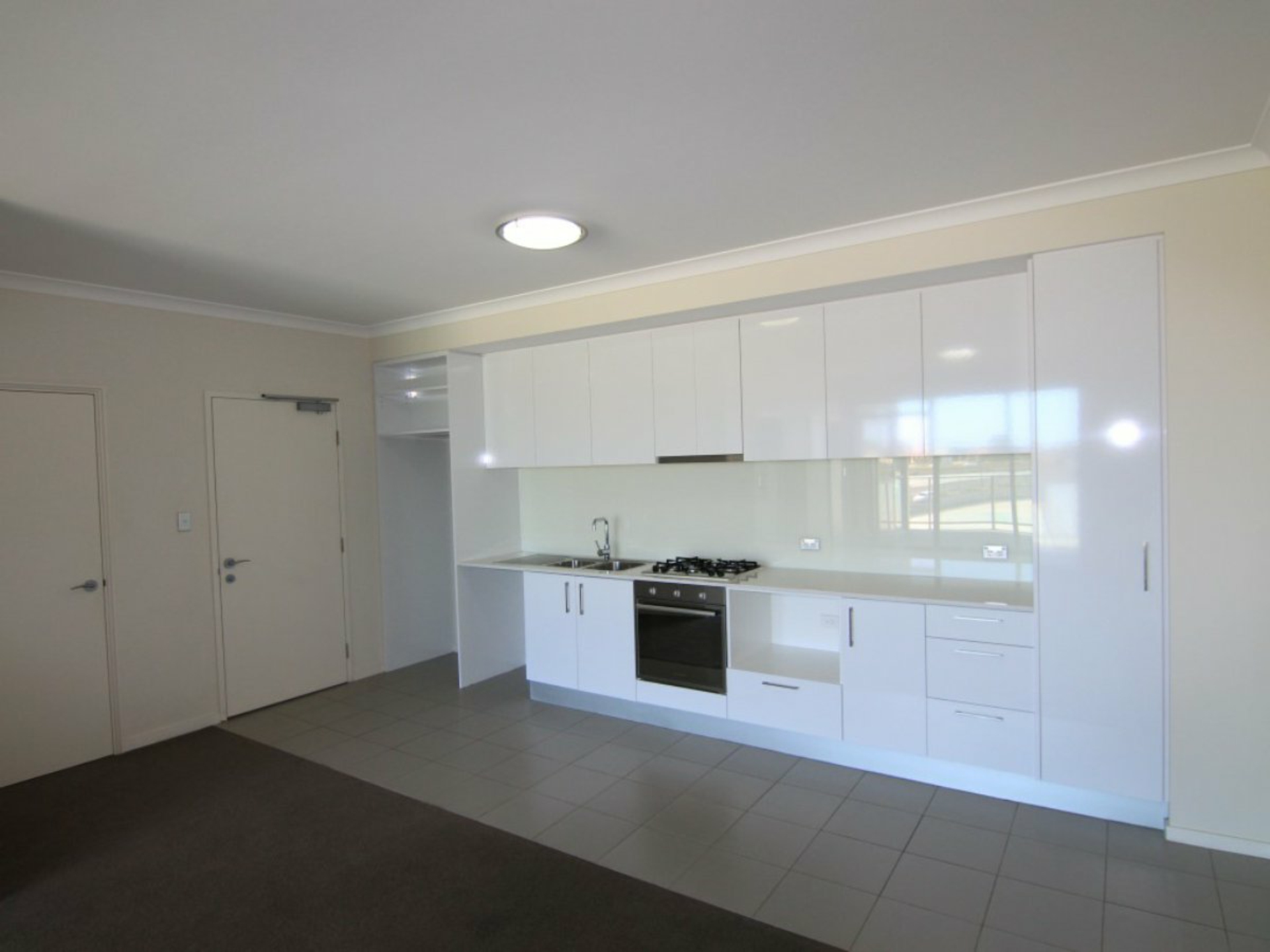401/25 Malata Crescent, SUCCESS