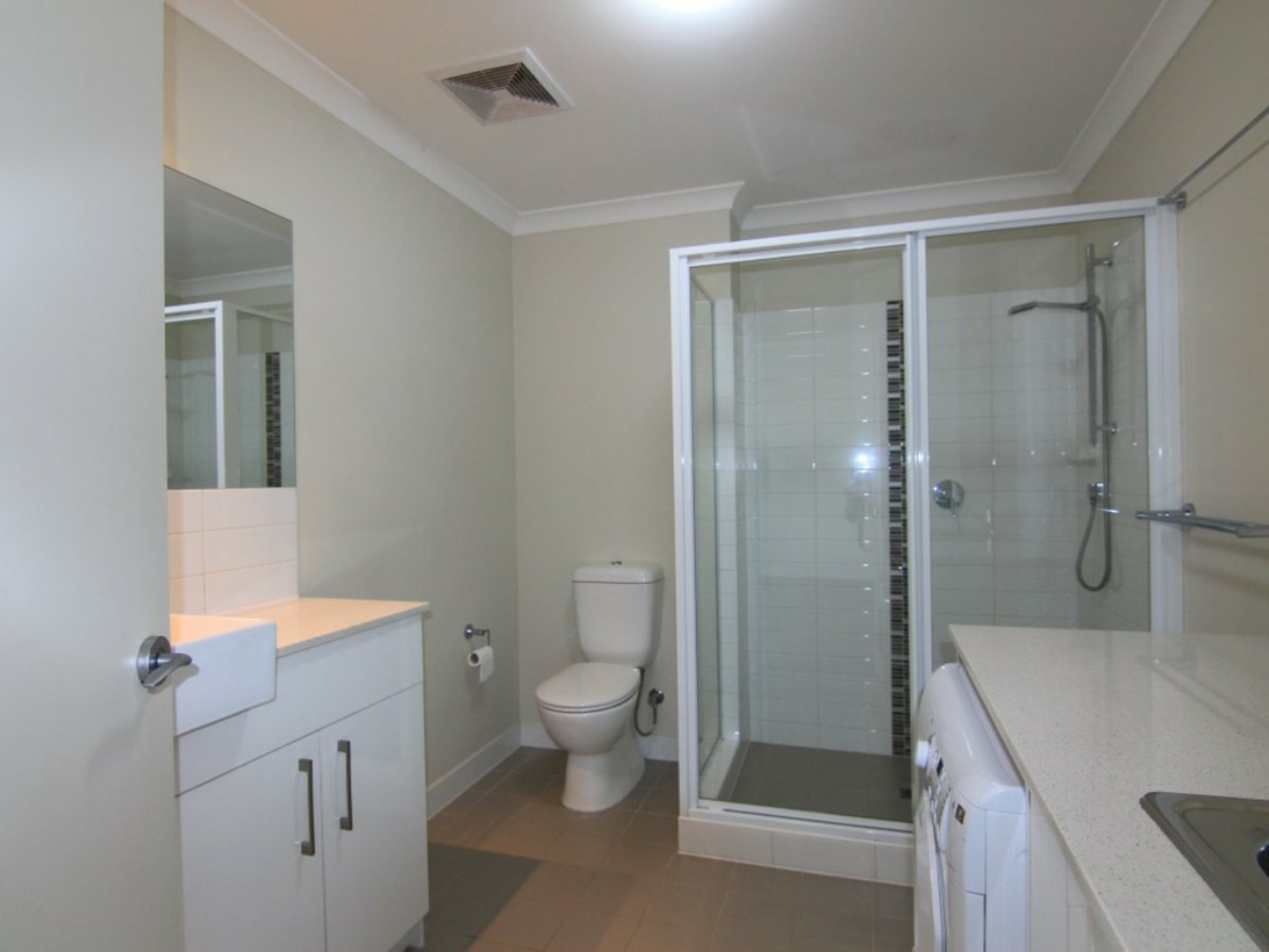 401/25 Malata Crescent, SUCCESS