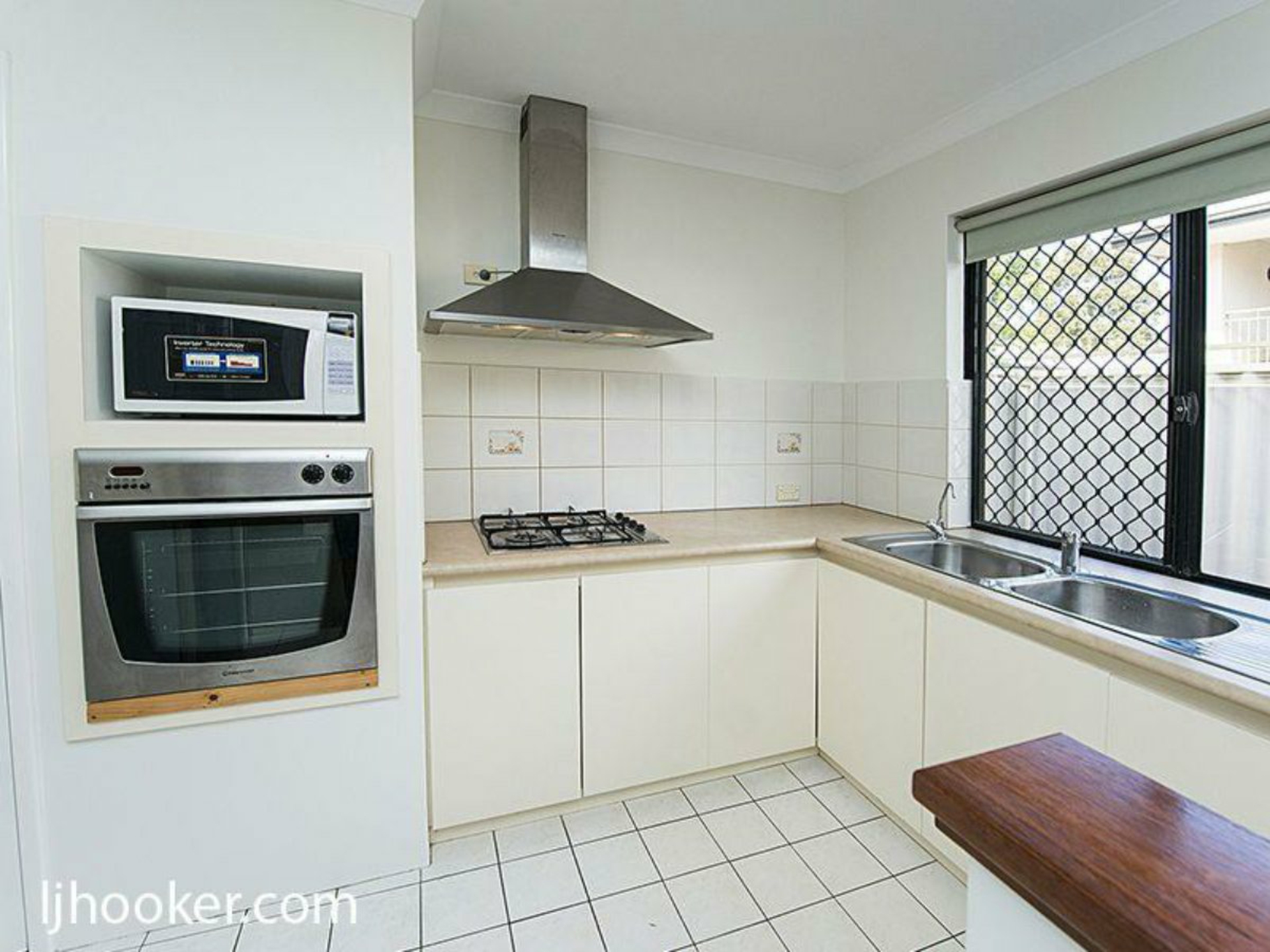 6/11 Gochean Avenue, BENTLEY