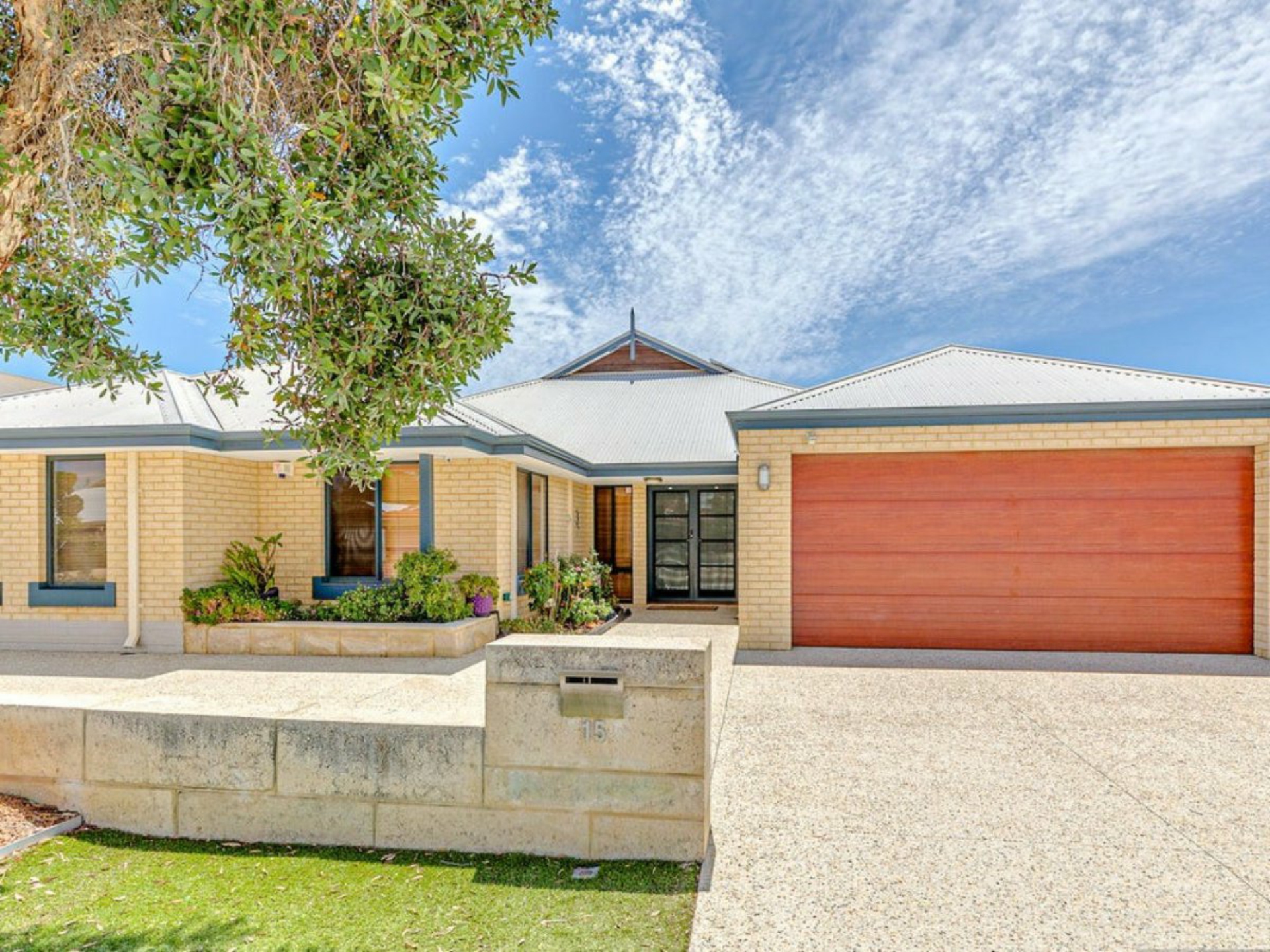 15 Waterview Parade, SOUTHERN RIVER