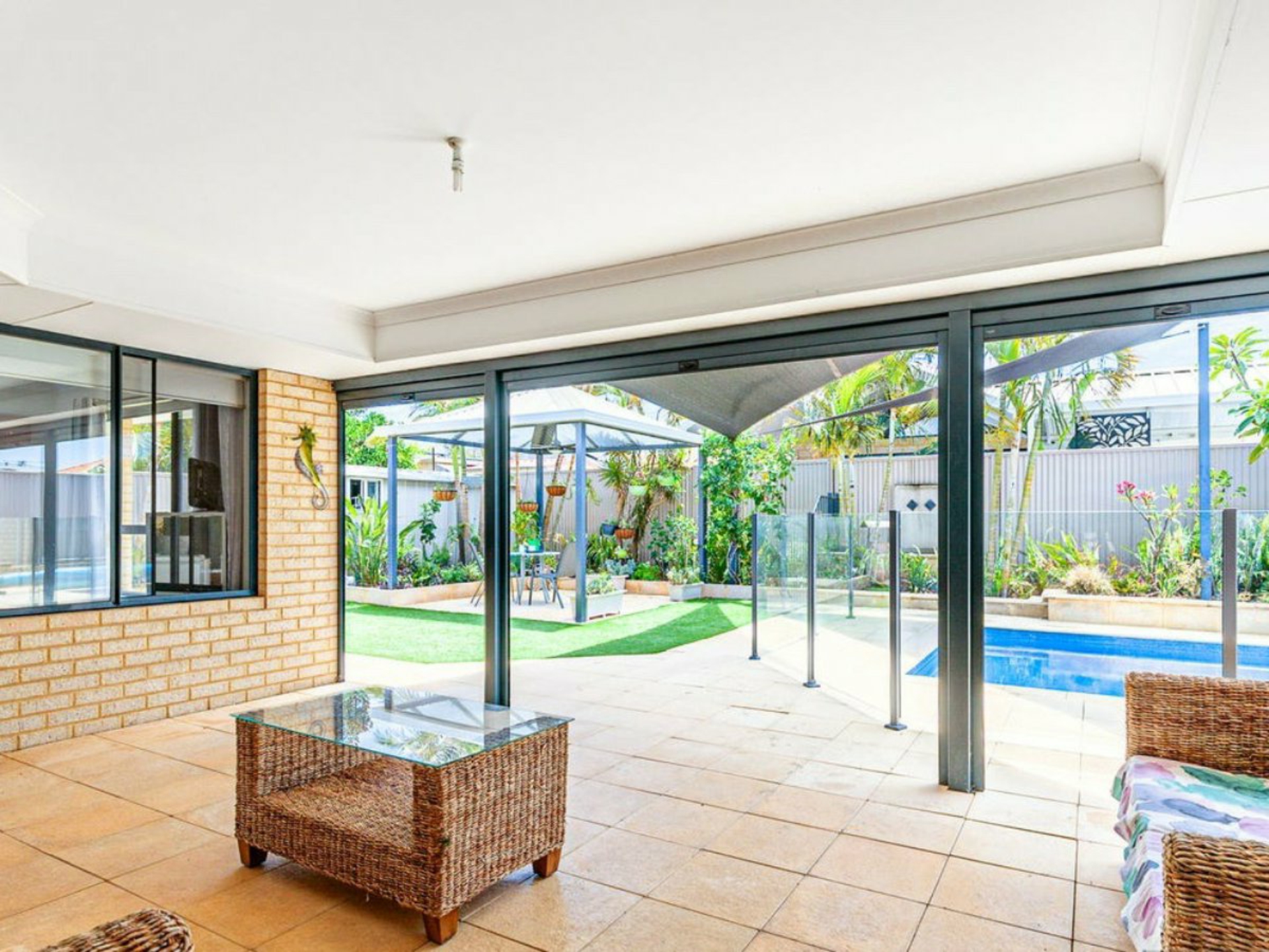 15 Waterview Parade, SOUTHERN RIVER