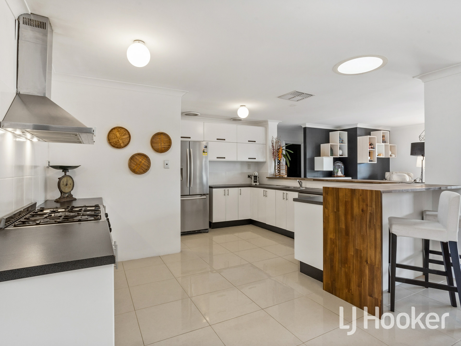 30 Marwood Way, WILLETTON