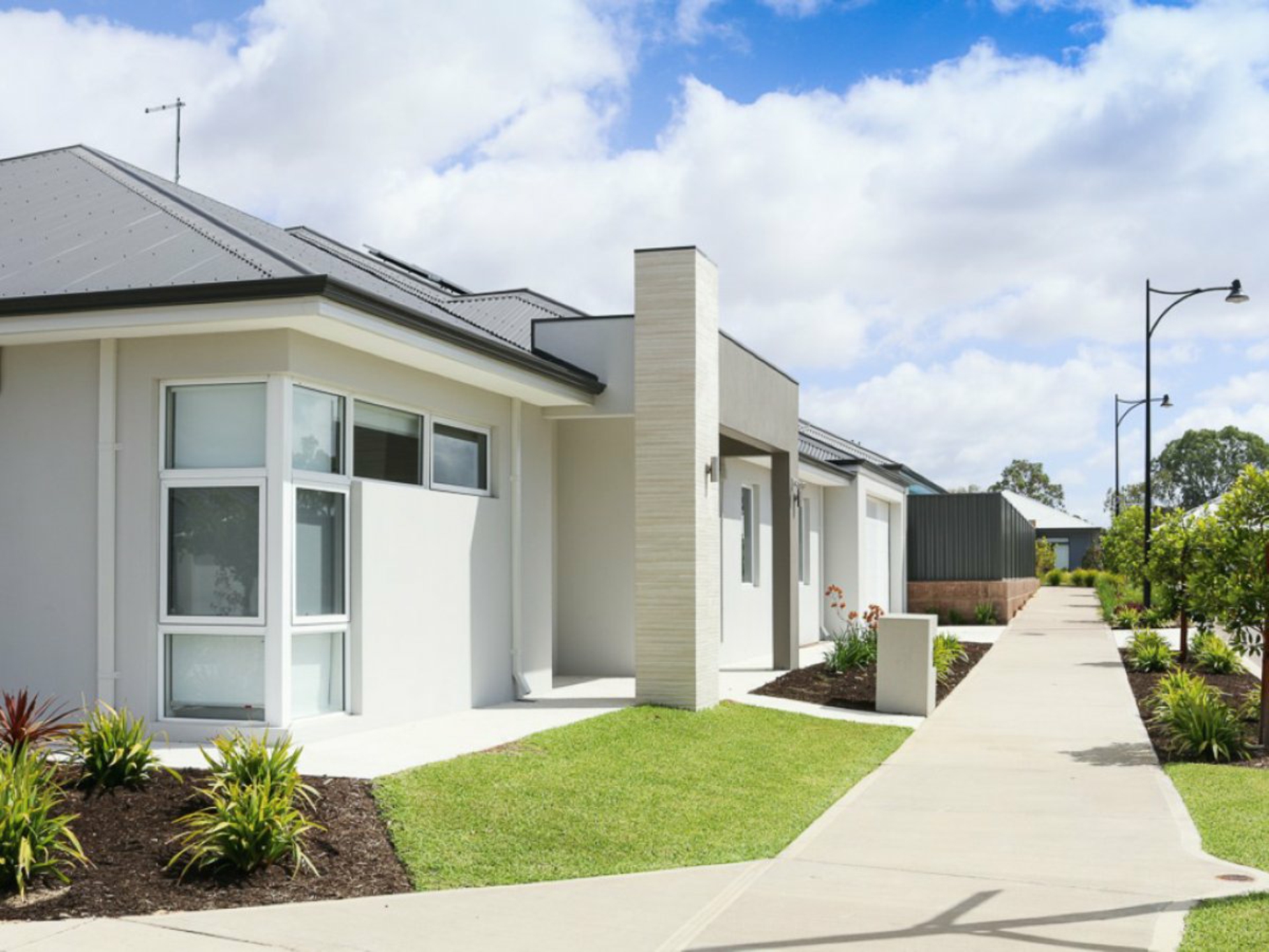 22 Serpentine Drive, SOUTH GUILDFORD