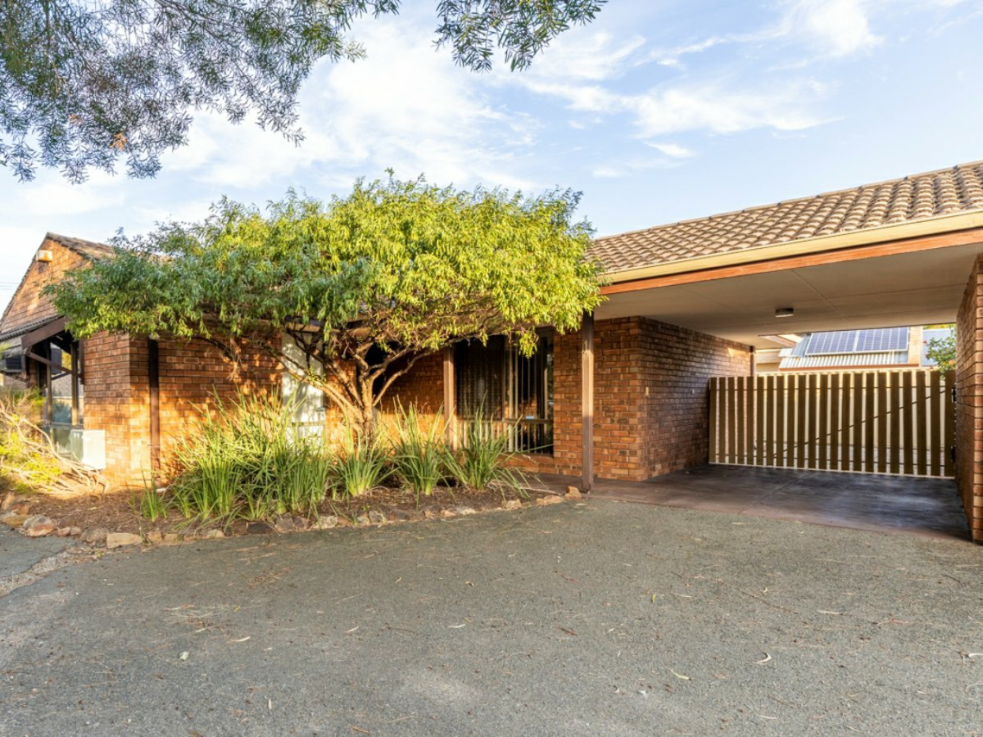 1/453 Riverton Drive East, RIVERTON