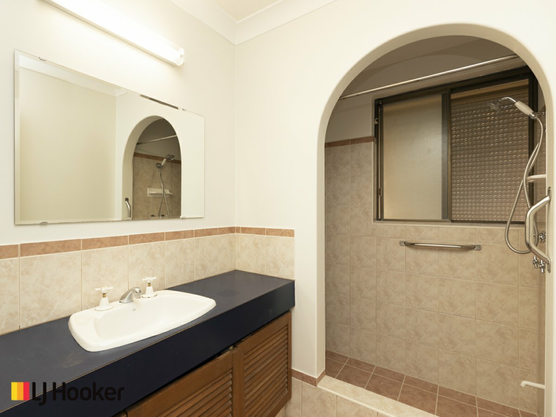 1/453 Riverton Drive East, RIVERTON