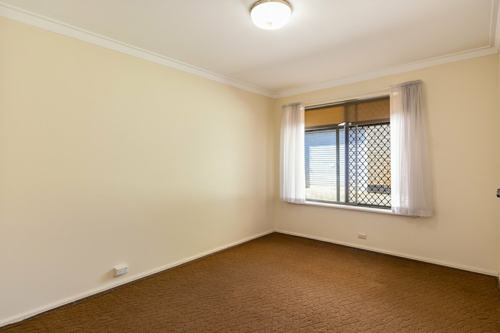 29 Roebuck Drive, SALTER POINT