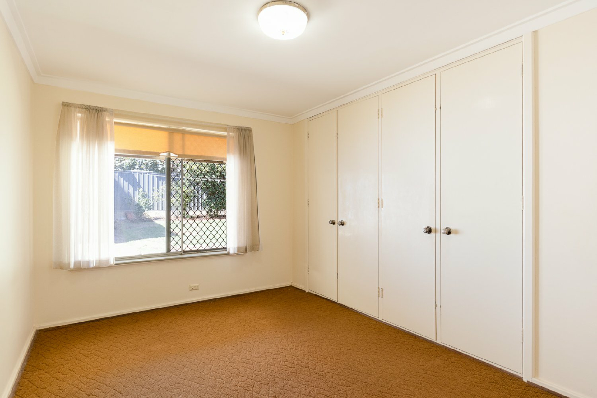 29 Roebuck Drive, SALTER POINT
