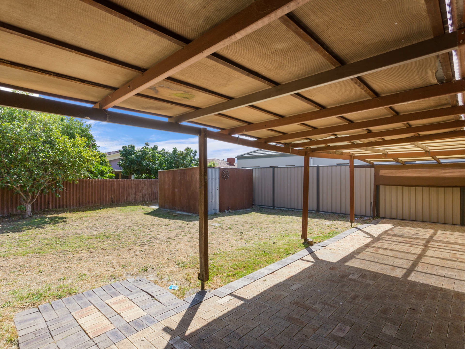13 Dauphin Place, WILLETTON
