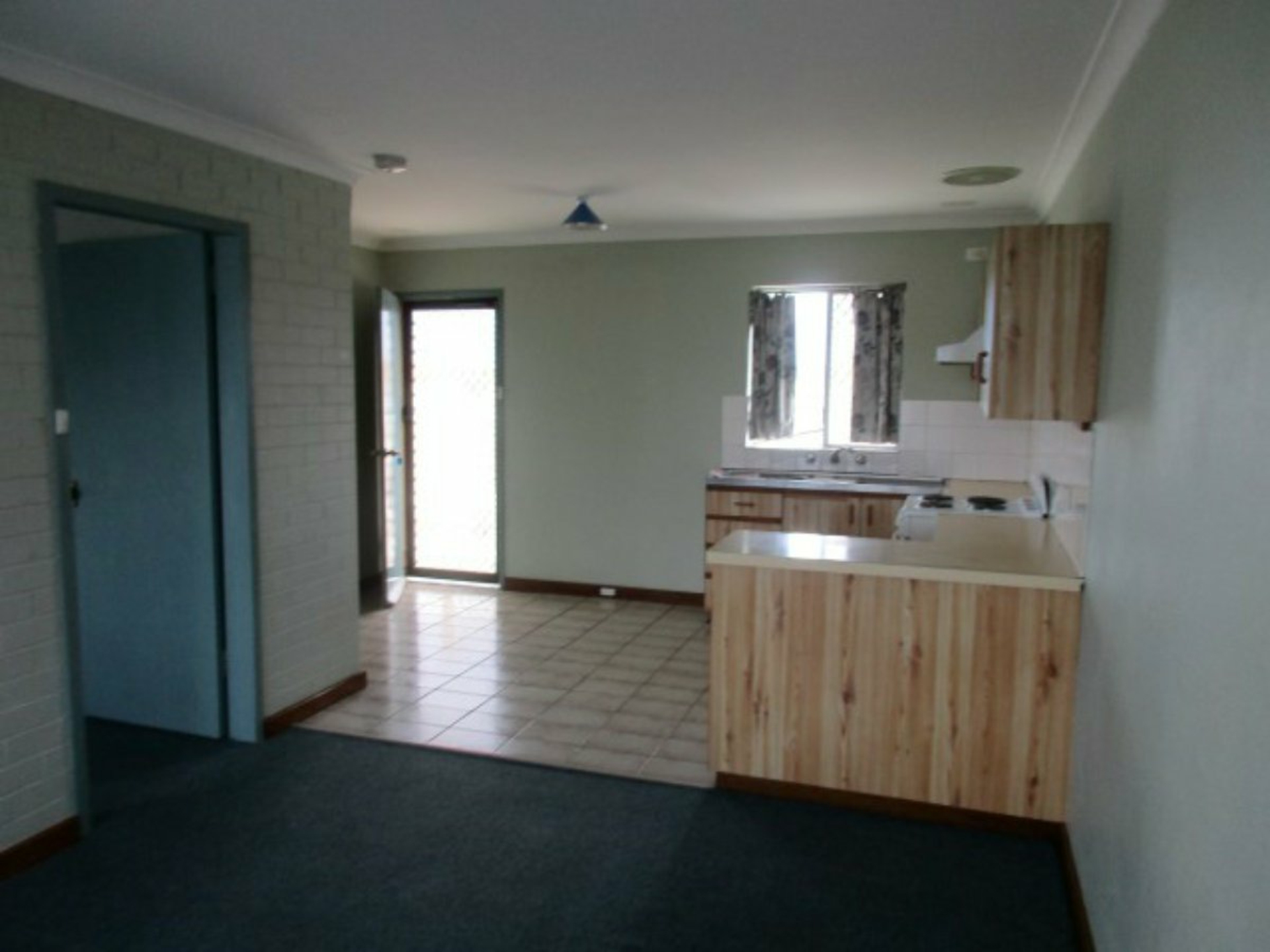 15/3 Burgundy Crescent, SPEARWOOD