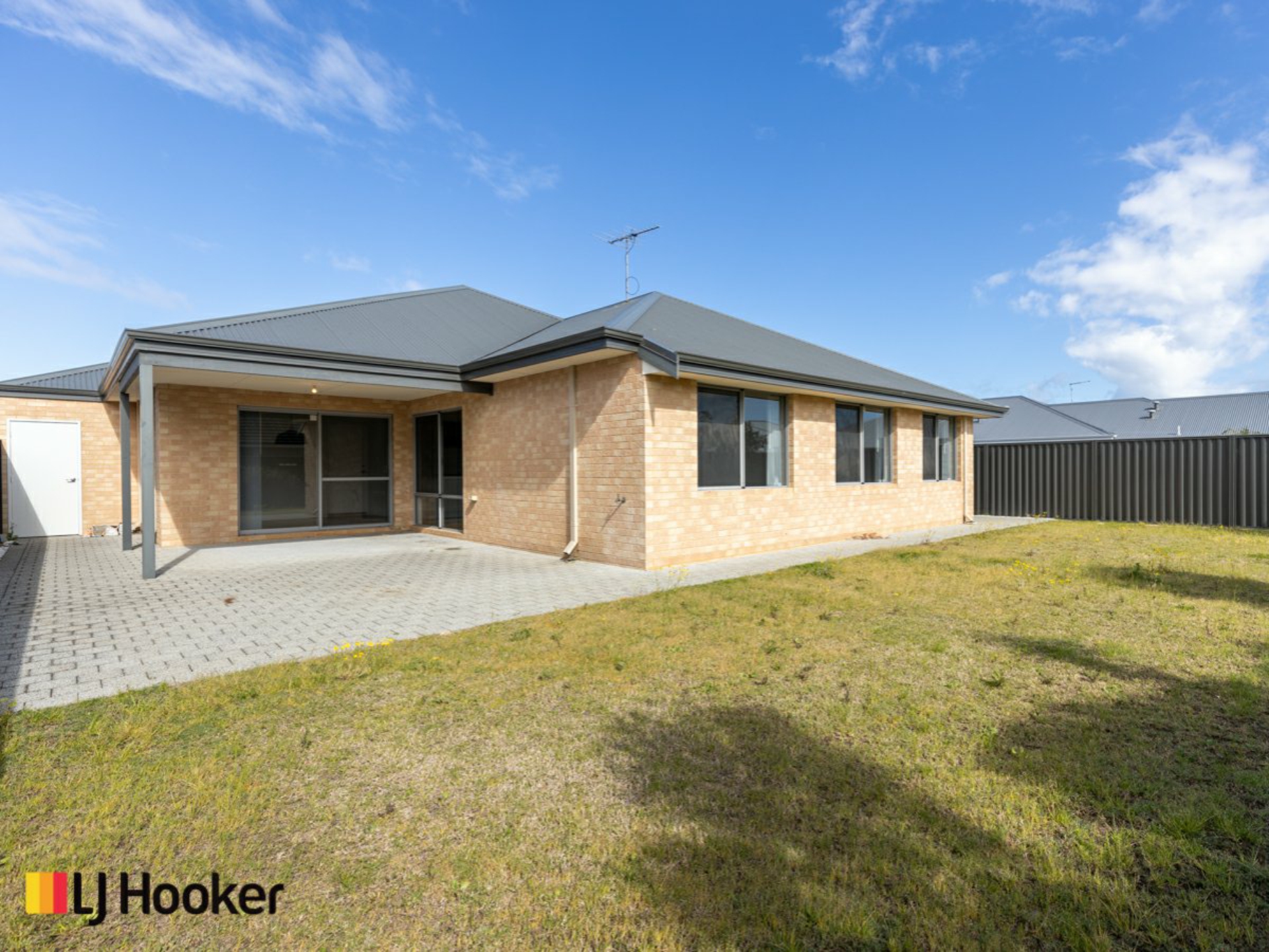 24 Elderflower Street, TREEBY
