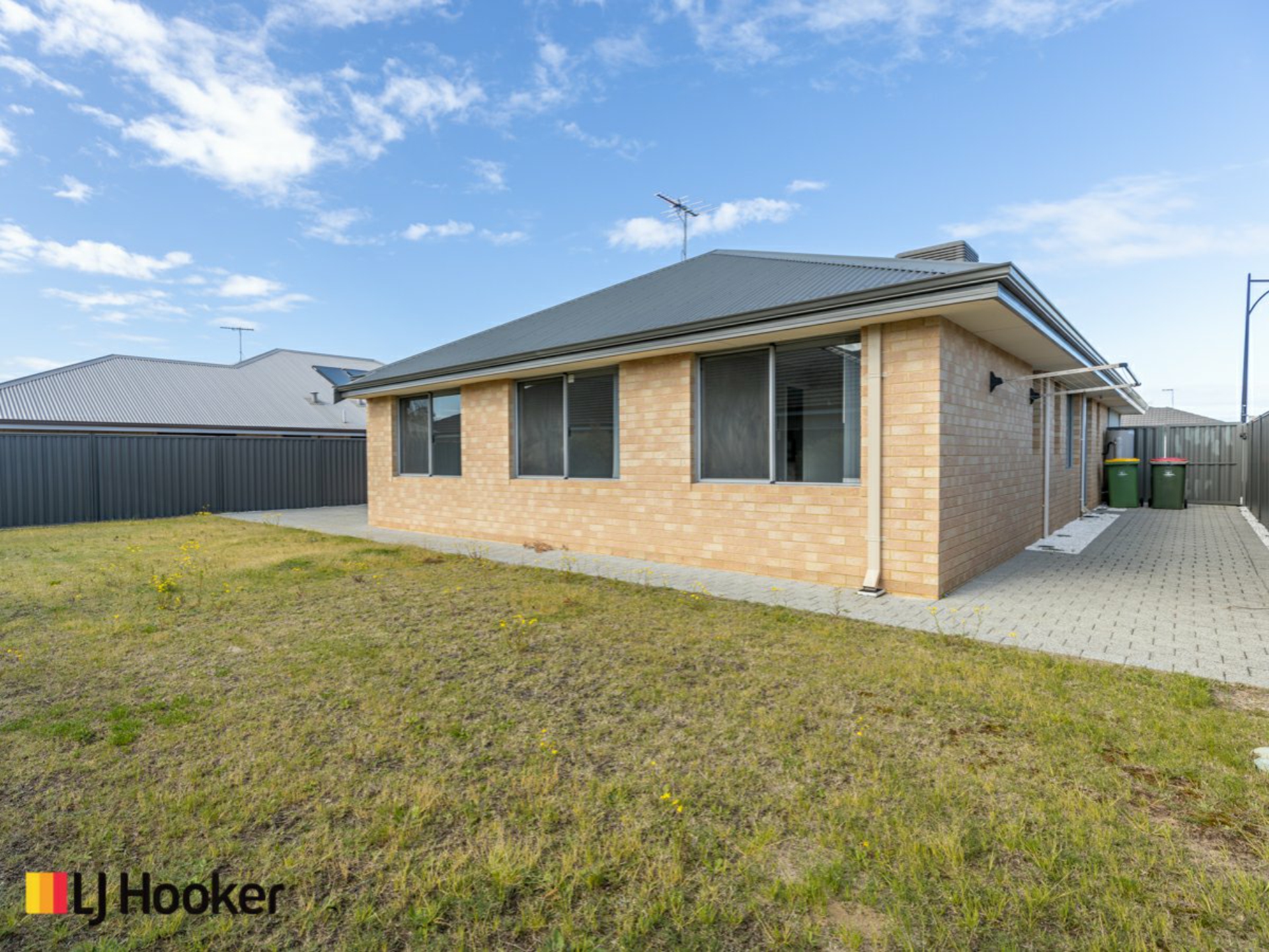 24 Elderflower Street, TREEBY