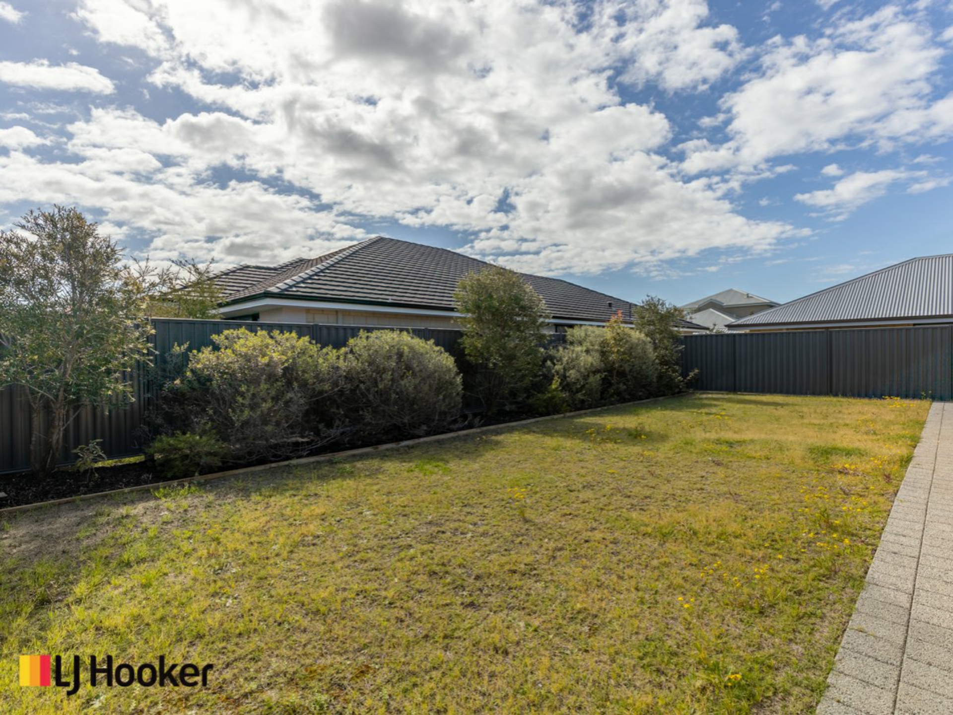 24 Elderflower Street, TREEBY