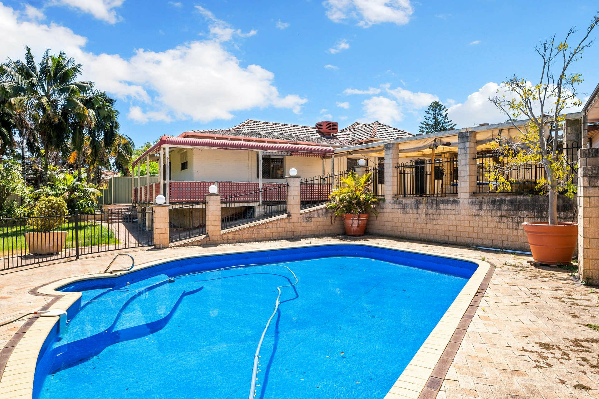 143 Parkin Street, ROCKINGHAM
