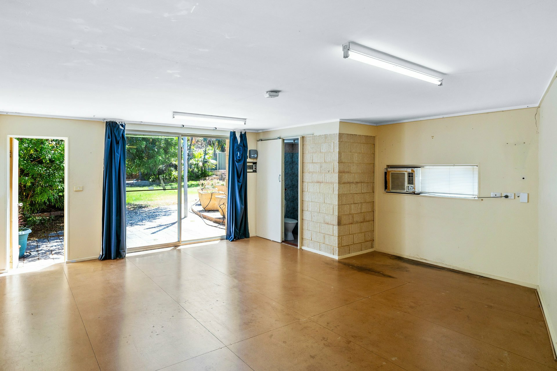143 Parkin Street, ROCKINGHAM