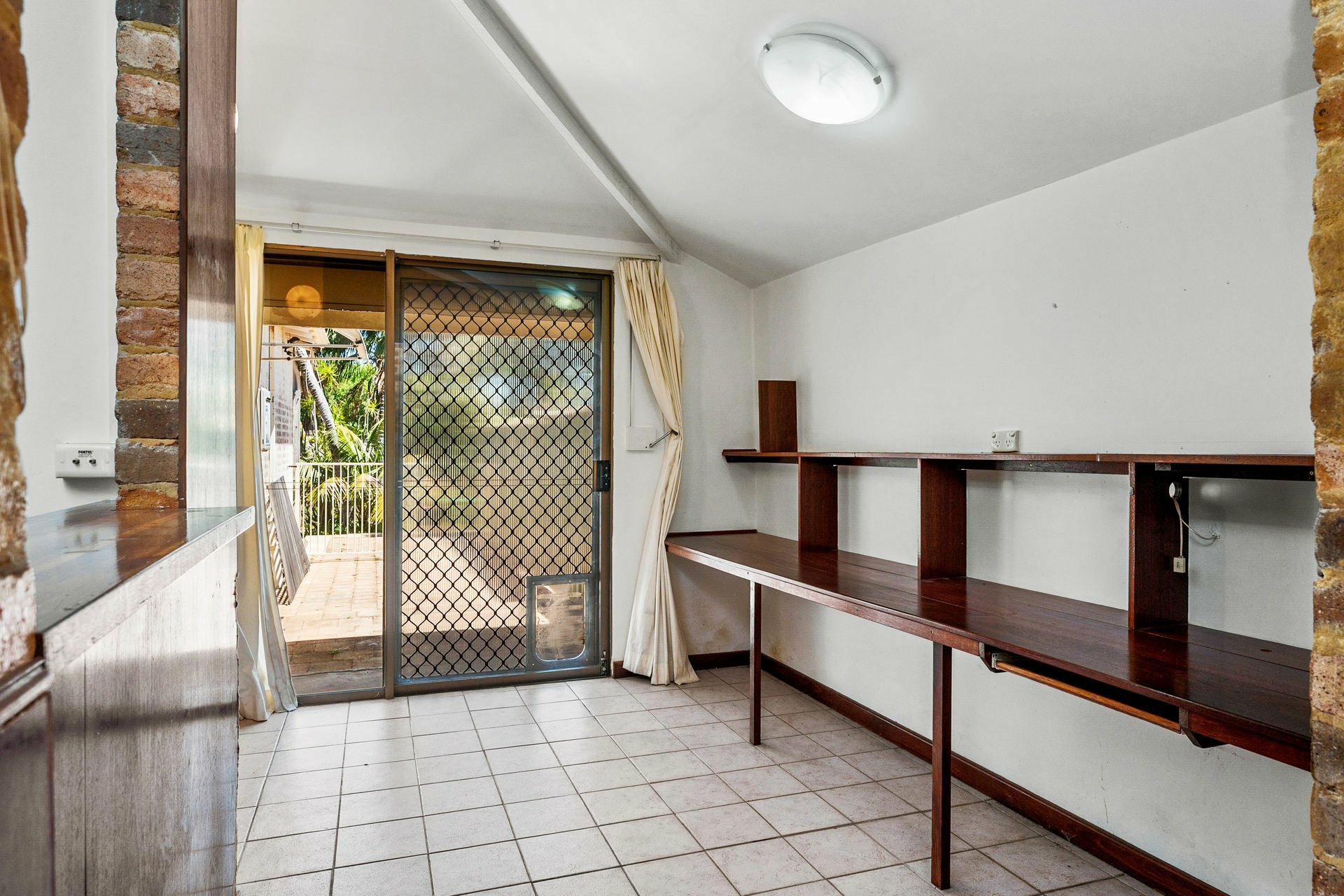 143 Parkin Street, ROCKINGHAM