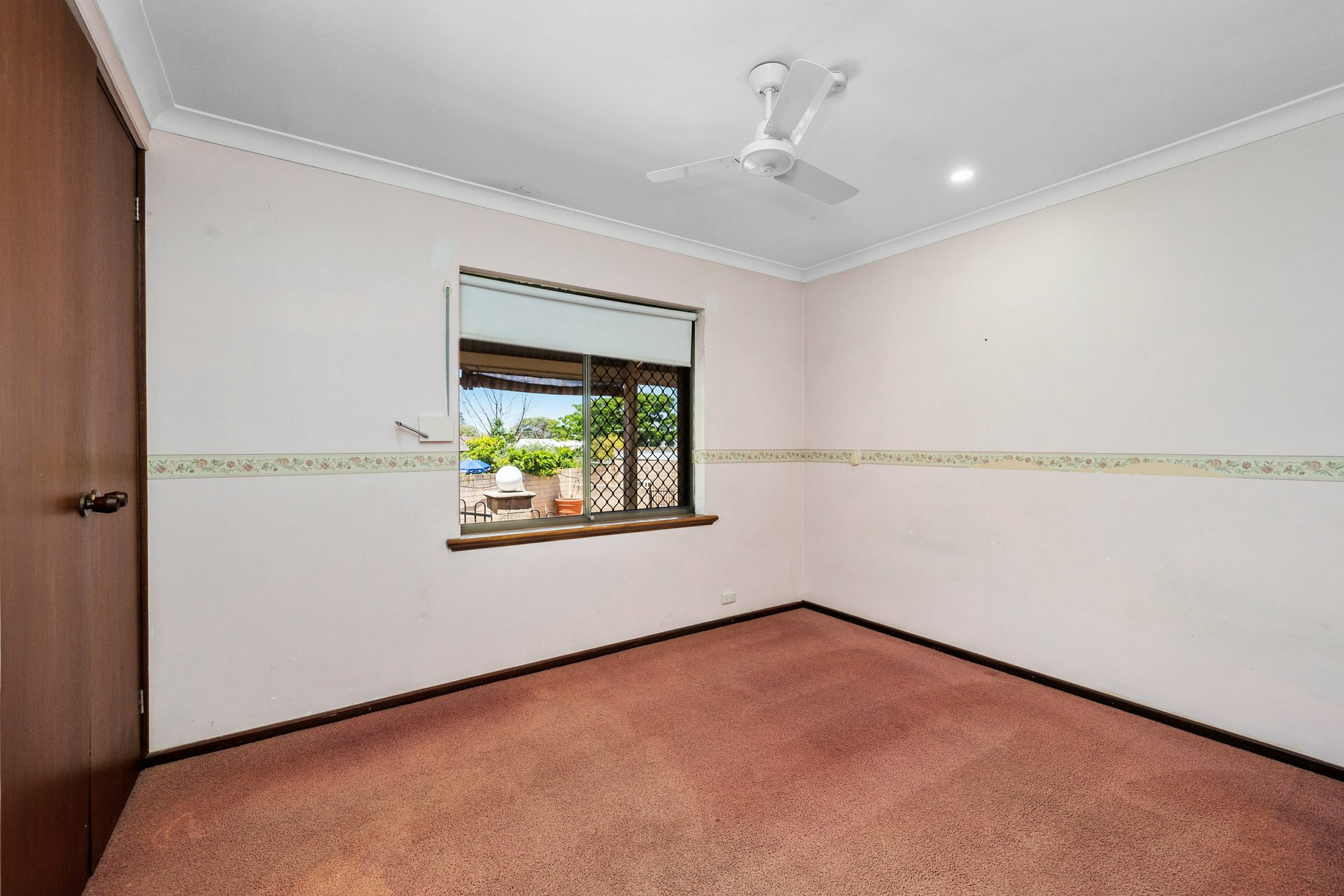 143 Parkin Street, ROCKINGHAM