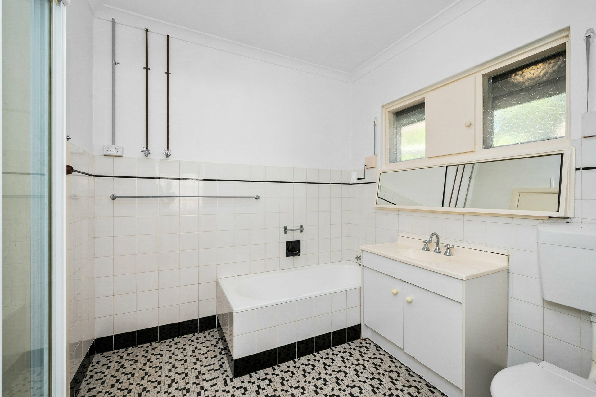 143 Parkin Street, ROCKINGHAM