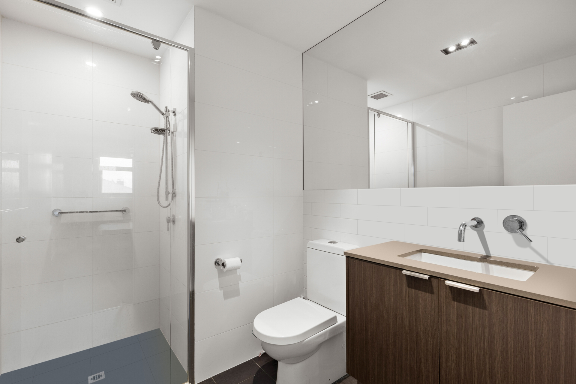 11/171 Labouchere Road, COMO