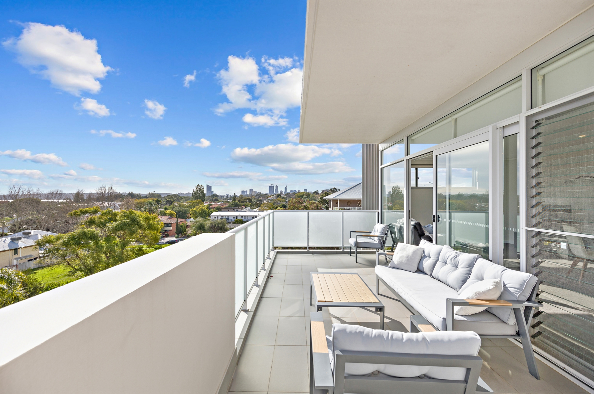 11/171 Labouchere Road, COMO