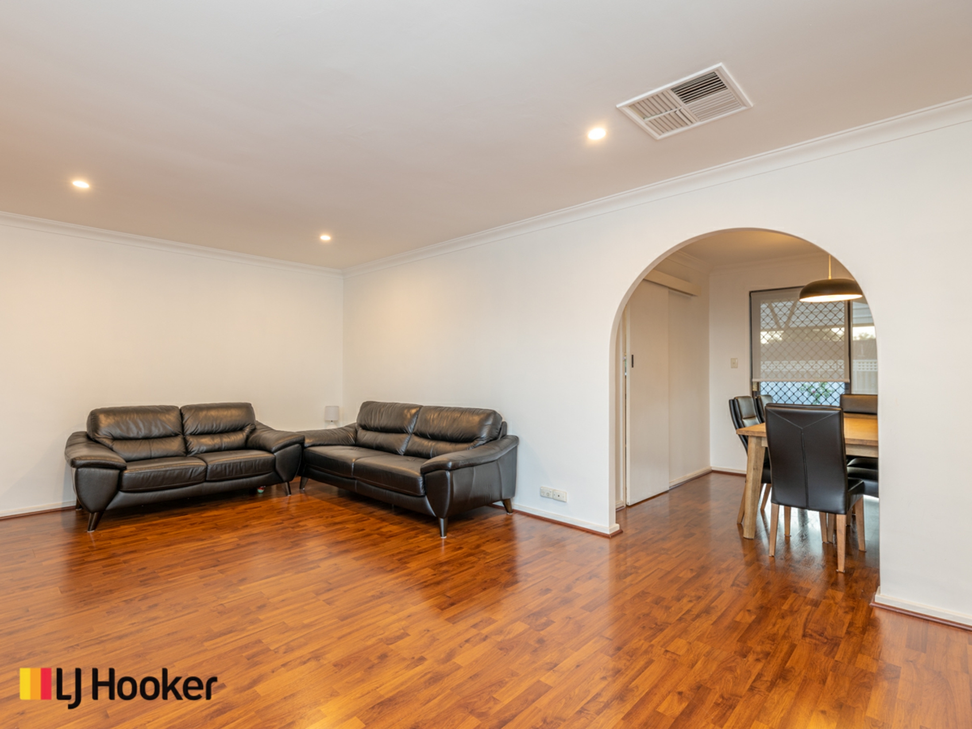 35 Hibbertia Crescent, RIVERTON