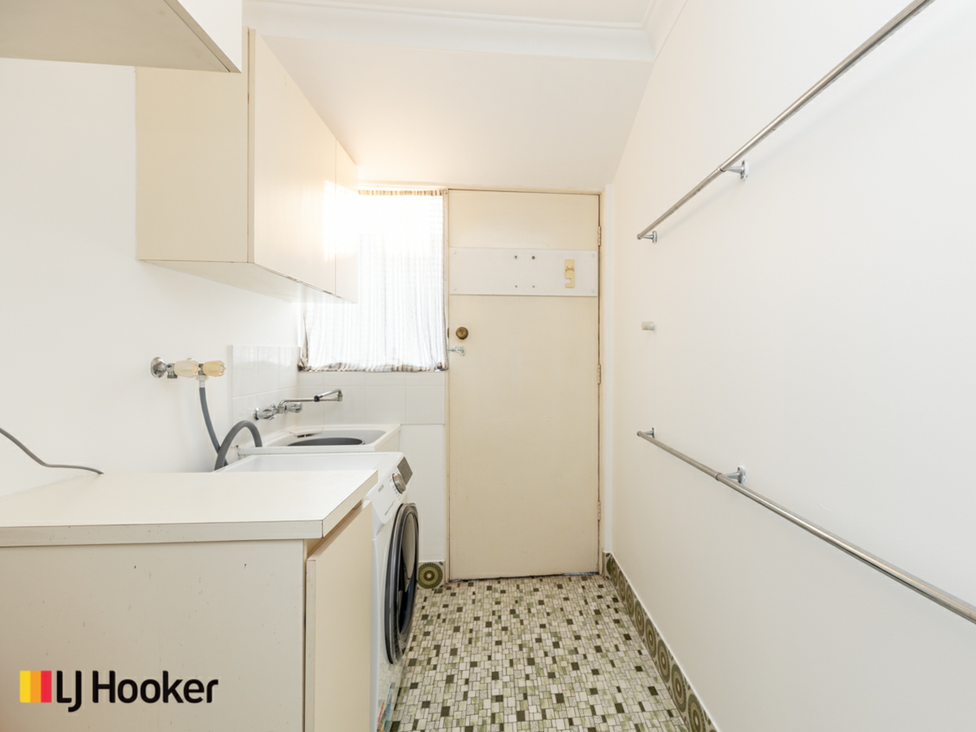 35 Hibbertia Crescent, RIVERTON