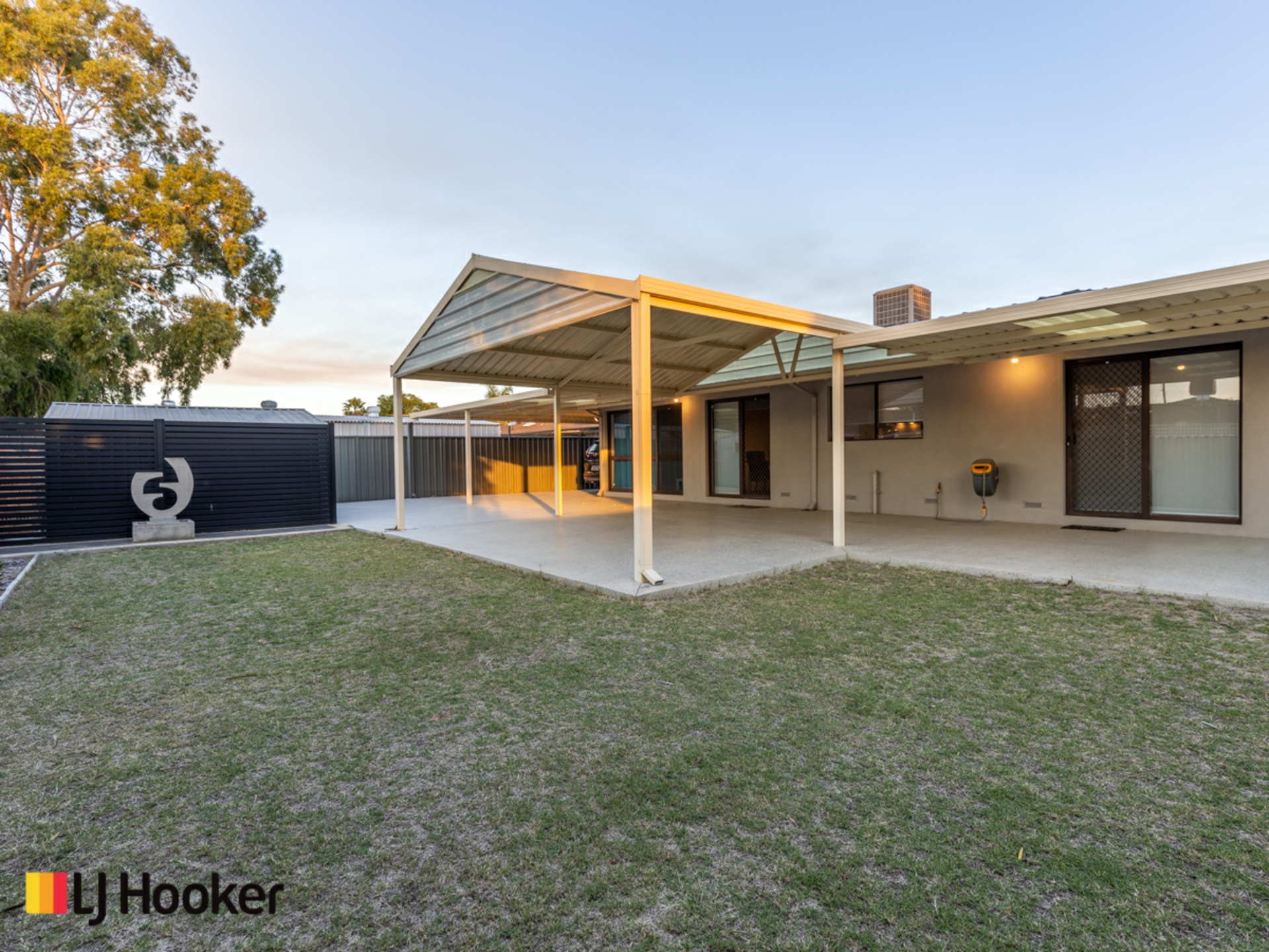 35 Hibbertia Crescent, RIVERTON