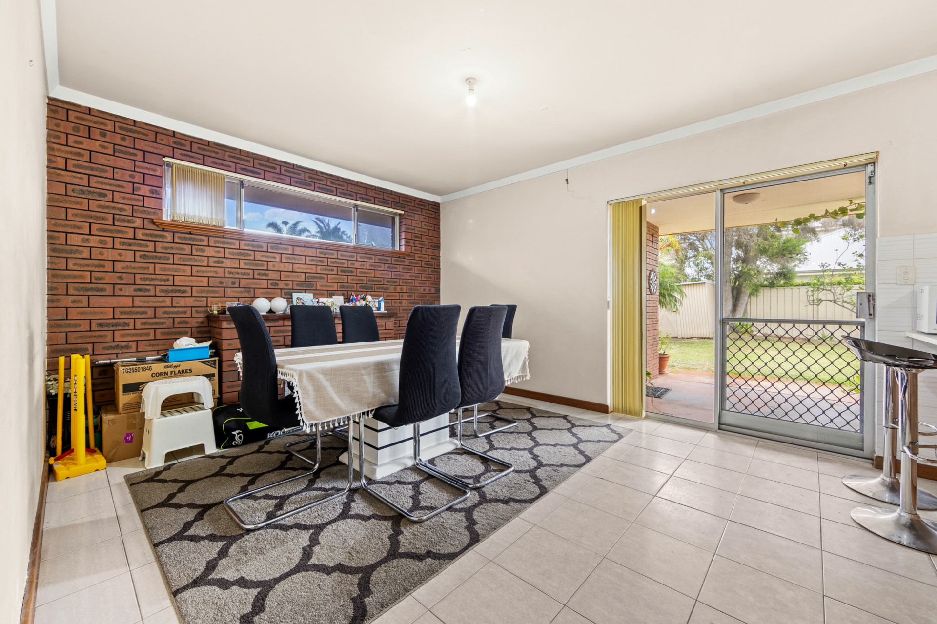 8 Panamuna Drive, WILLETTON