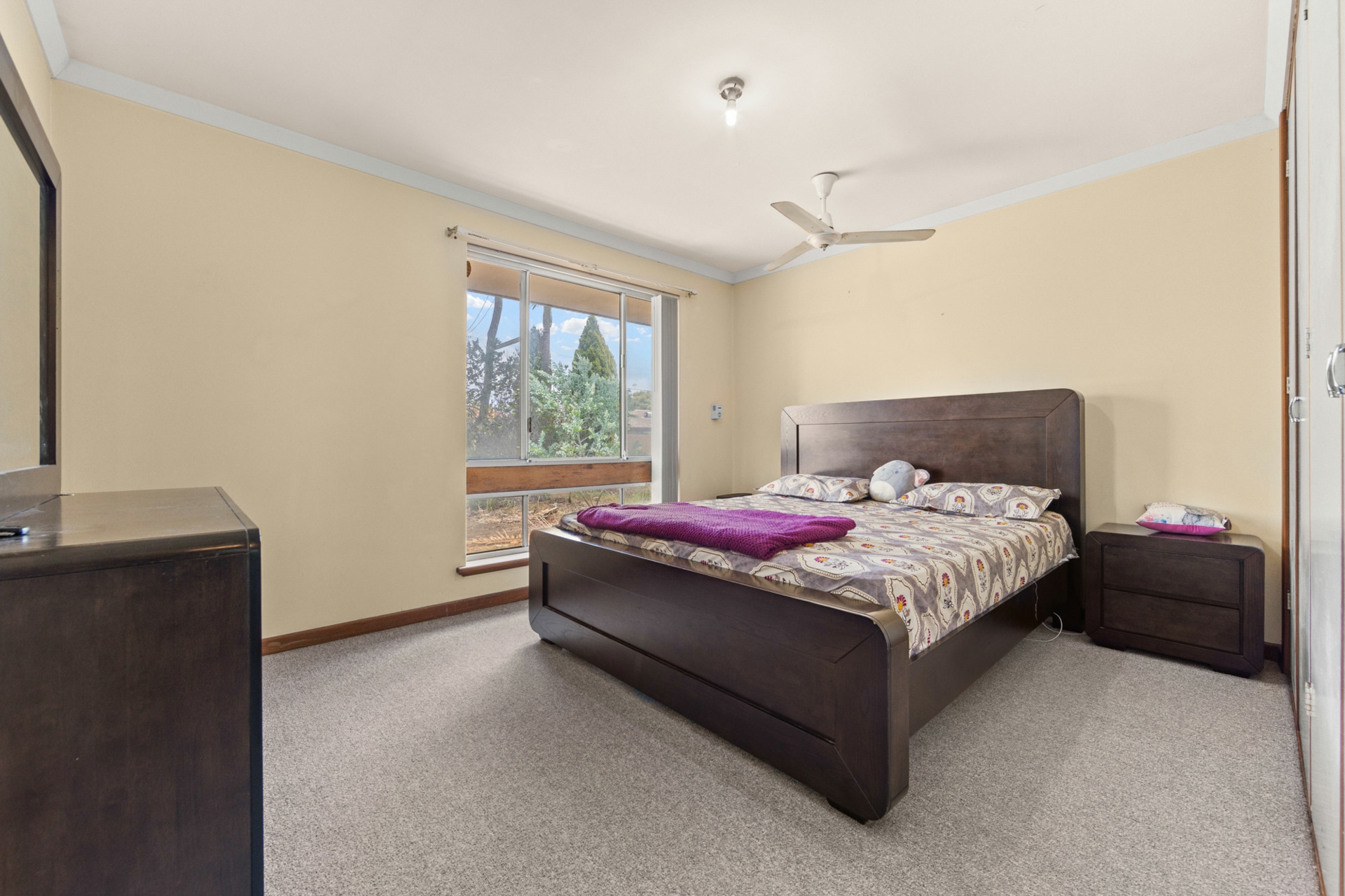 8 Panamuna Drive, WILLETTON